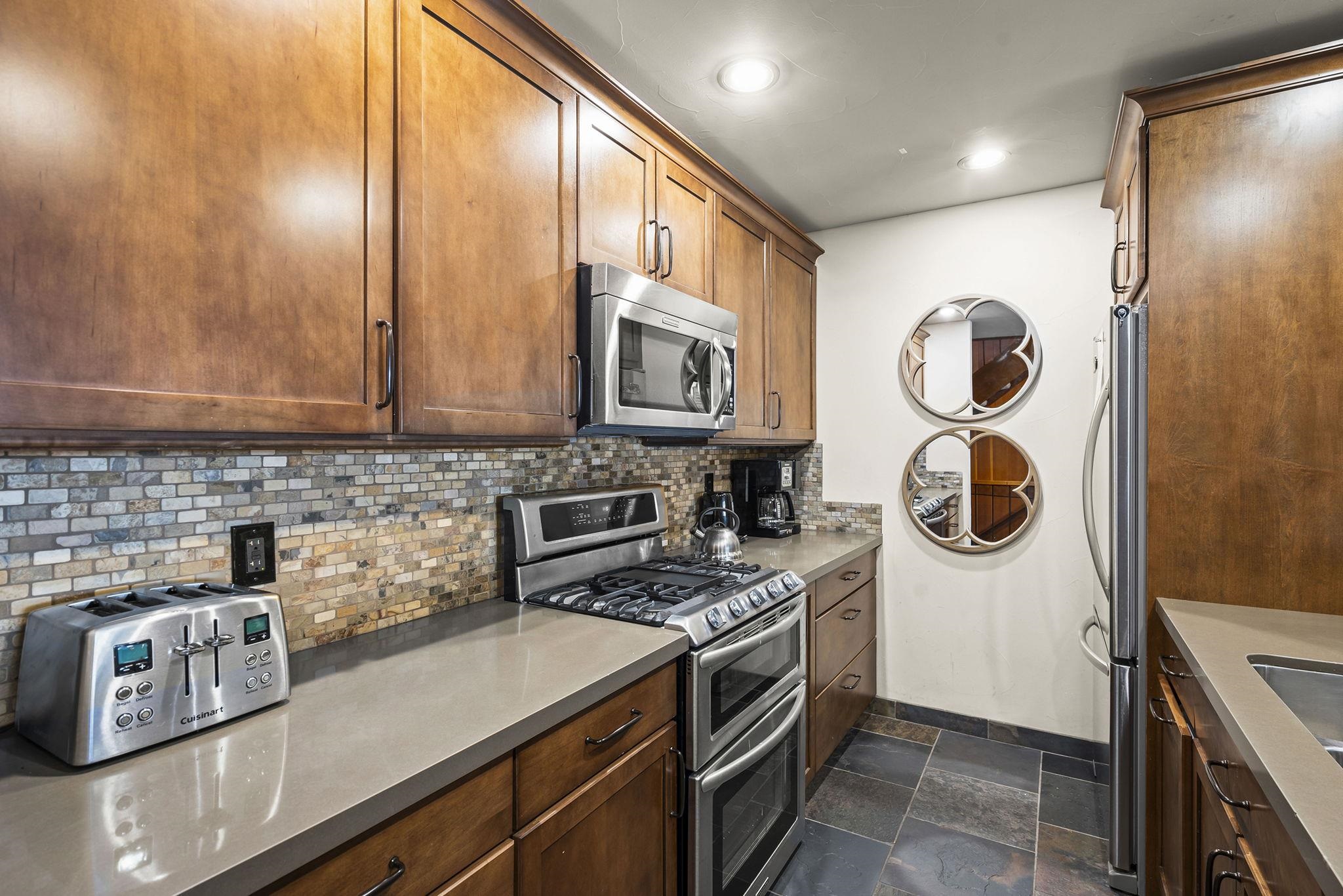 1001 Commonwealth Drive Unit: 57