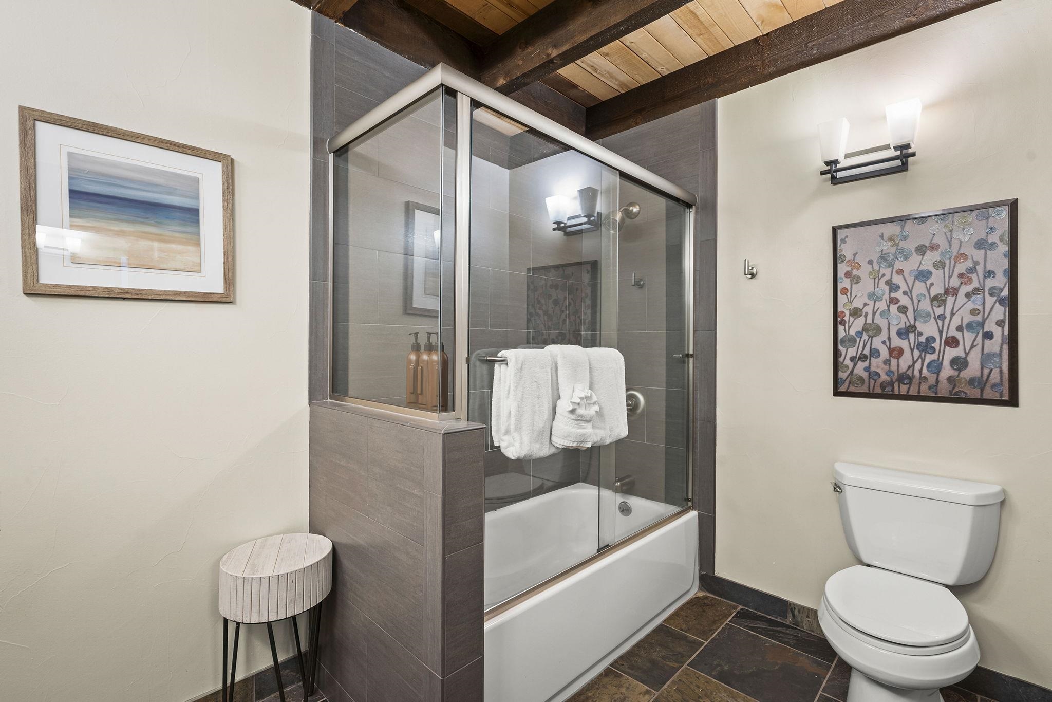 1001 Commonwealth Drive Unit: 57