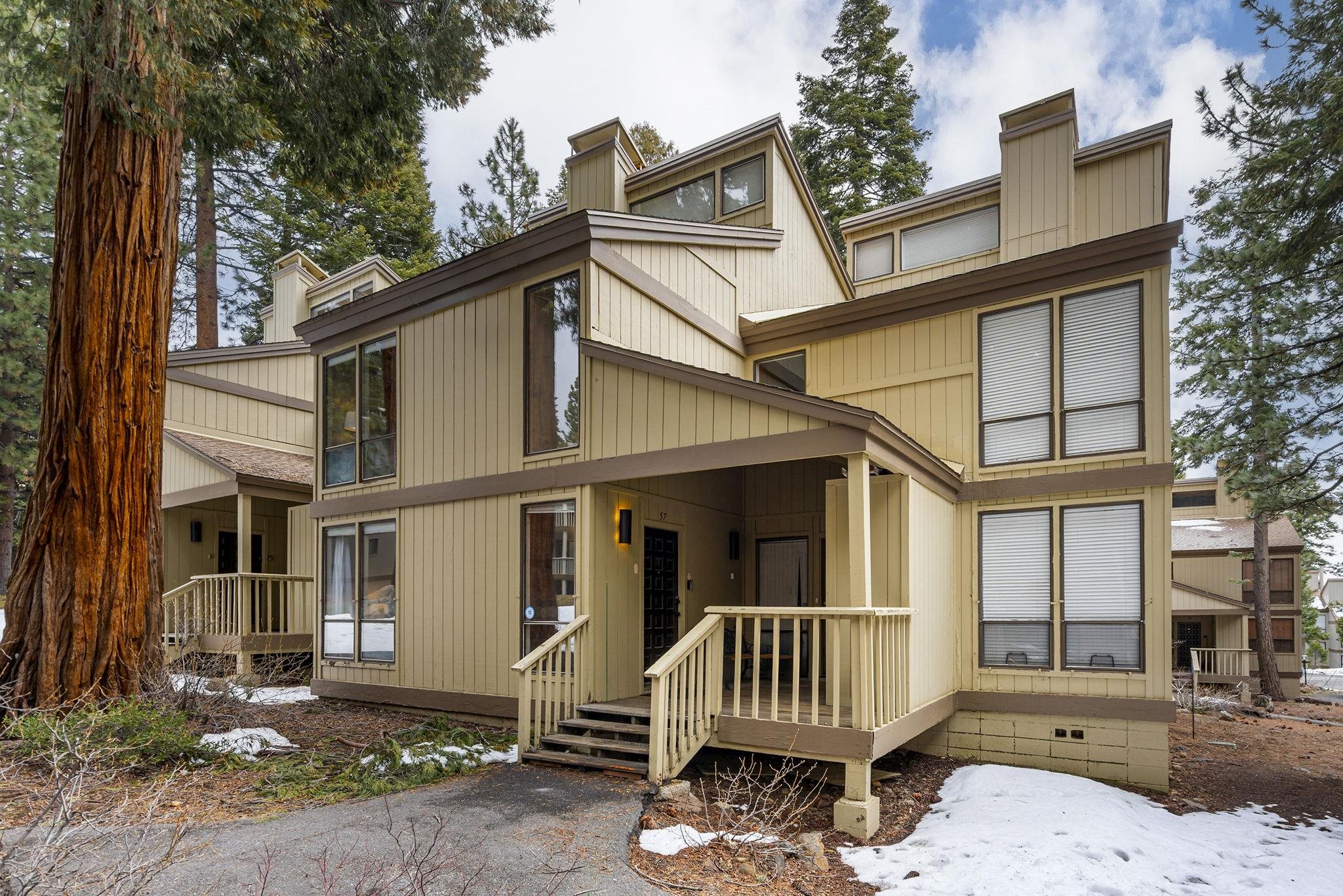 1001 Commonwealth Drive Unit: 57