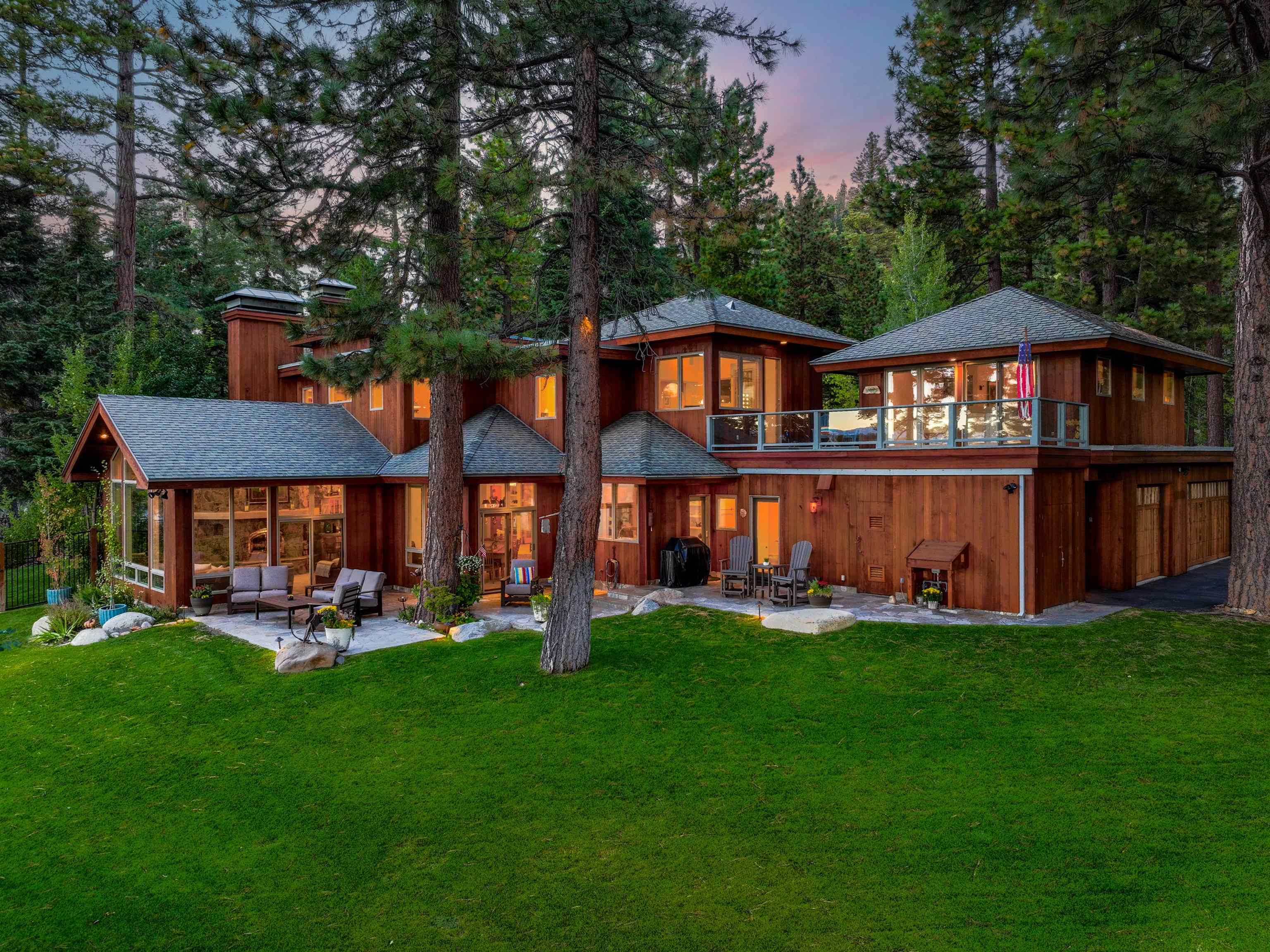 200 Rim Drive
