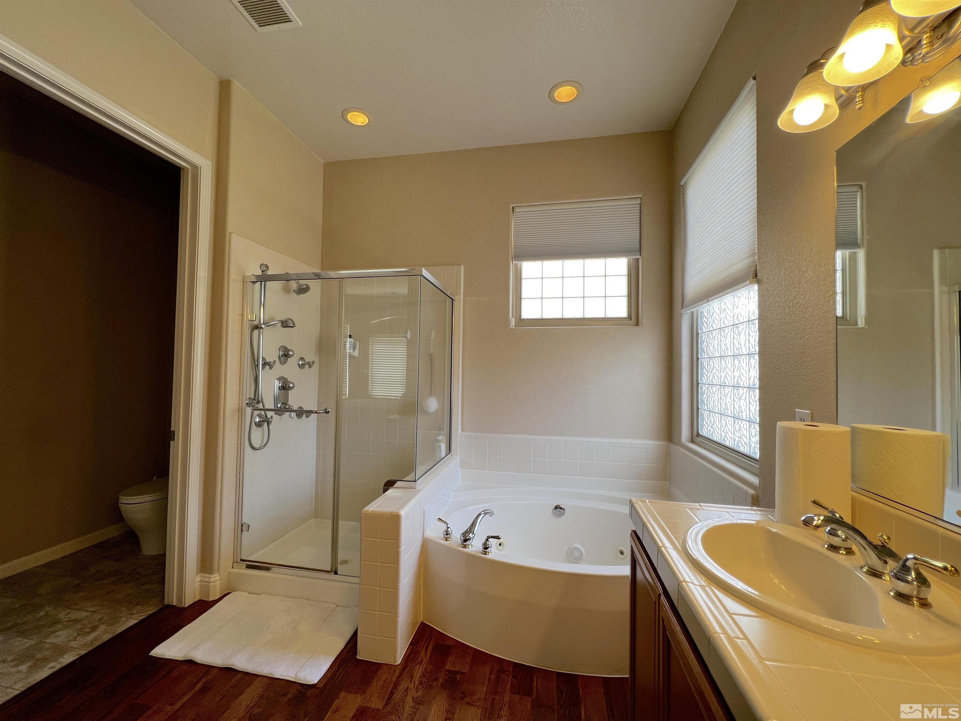 9900 Wilbur May Parkway, APT 1201