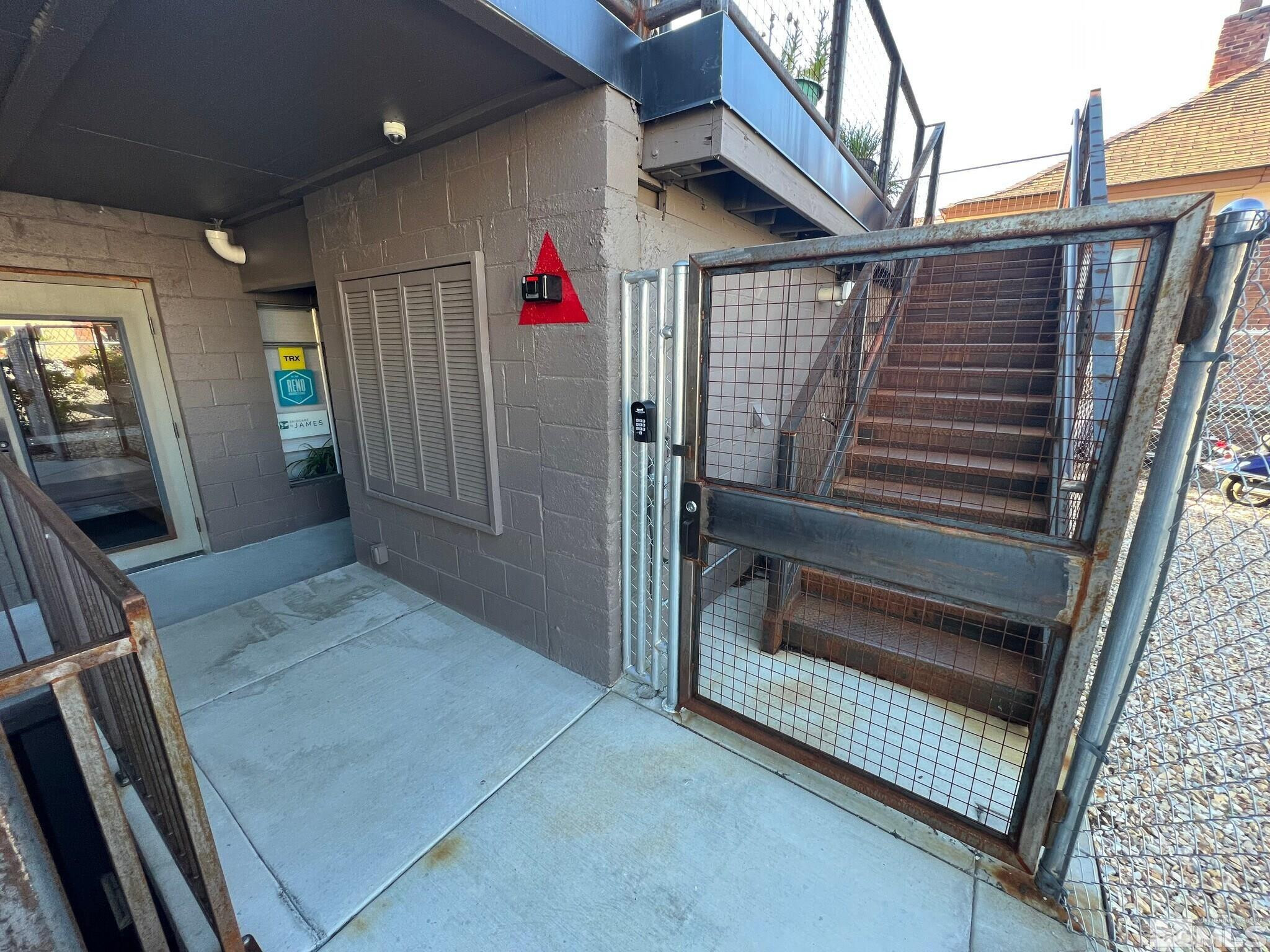 120 Thoma Street