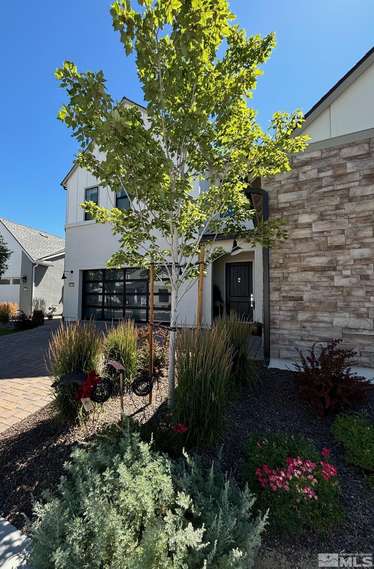 6110 S Pleasant Oak Trail