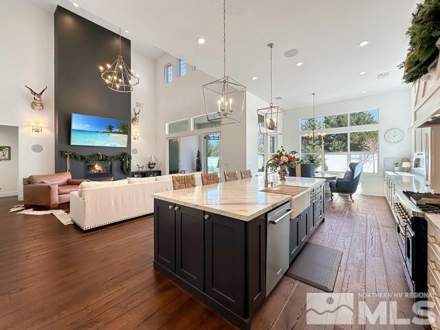 6110 S Pleasant Oak Trail