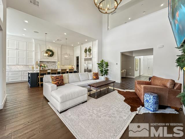 6110 S Pleasant Oak Trail