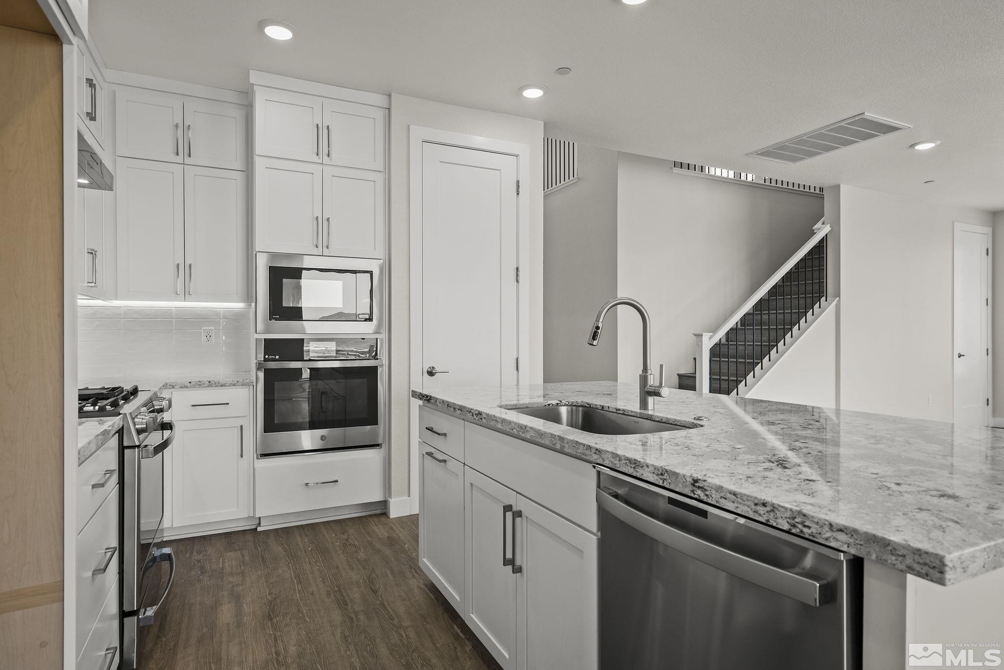 5461 Fossilstone Drive