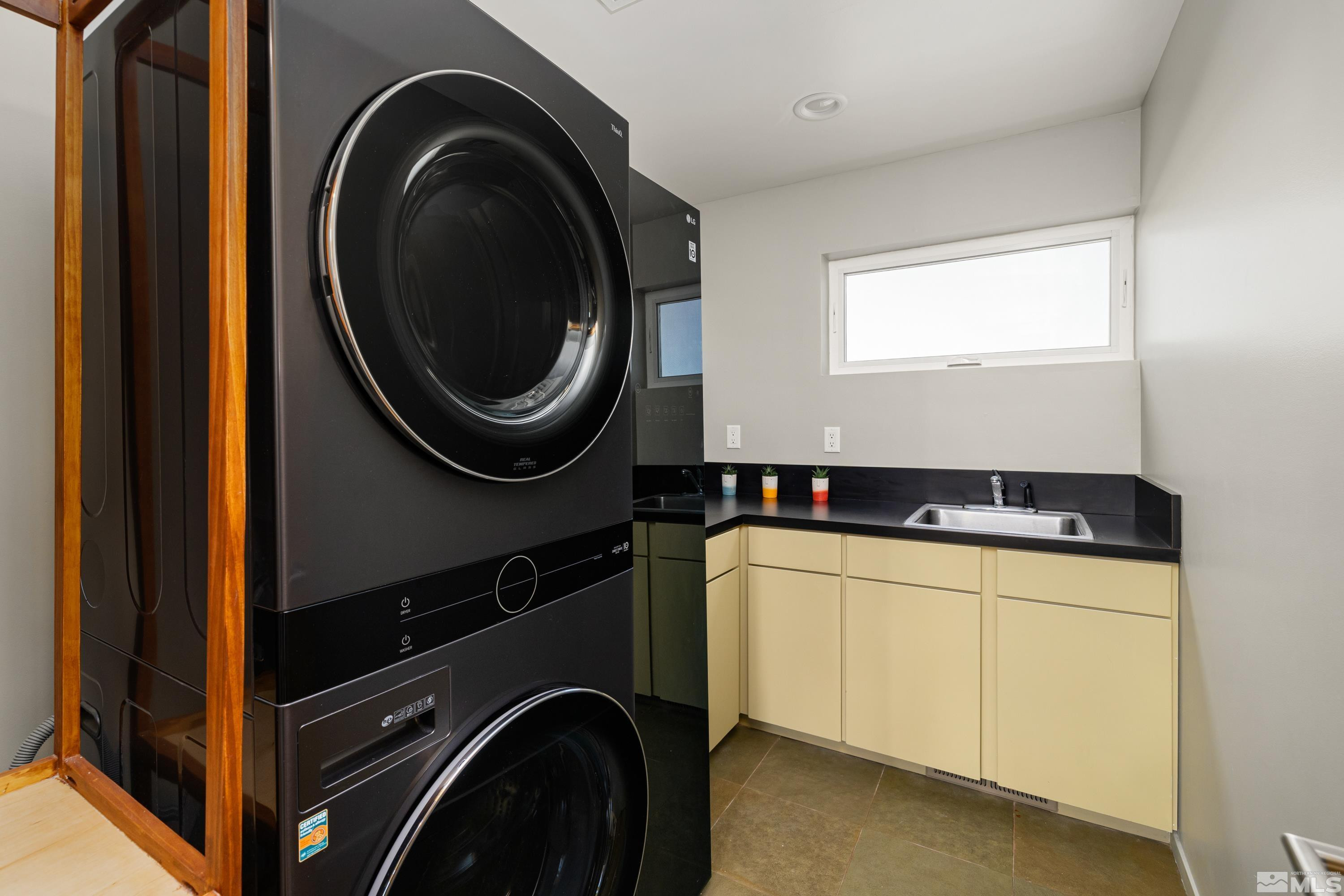 10000 Donalisha Lane