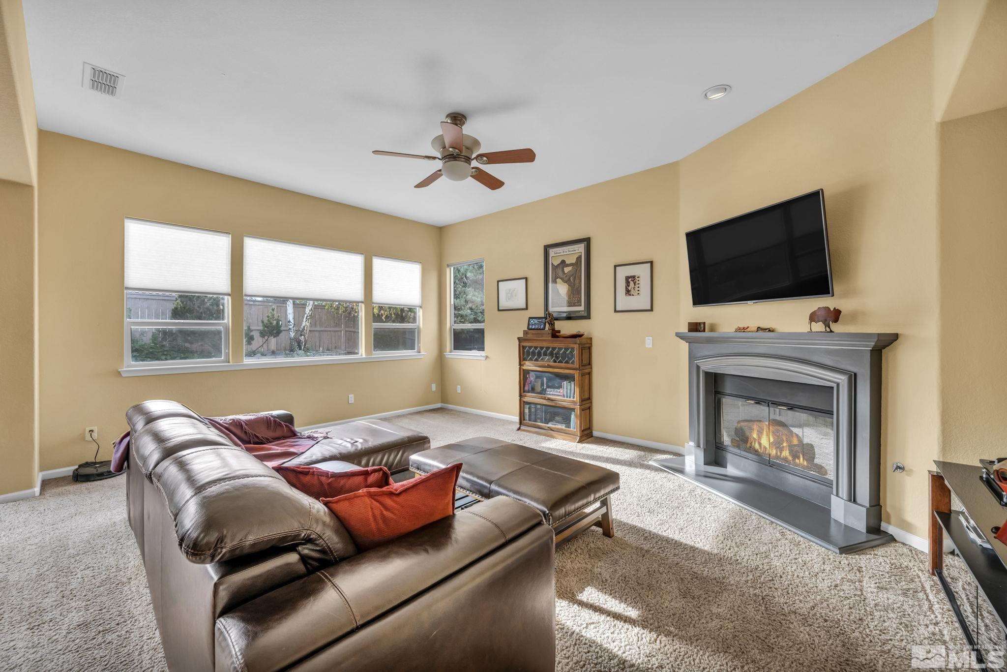 10655 Autumn Walk Lane