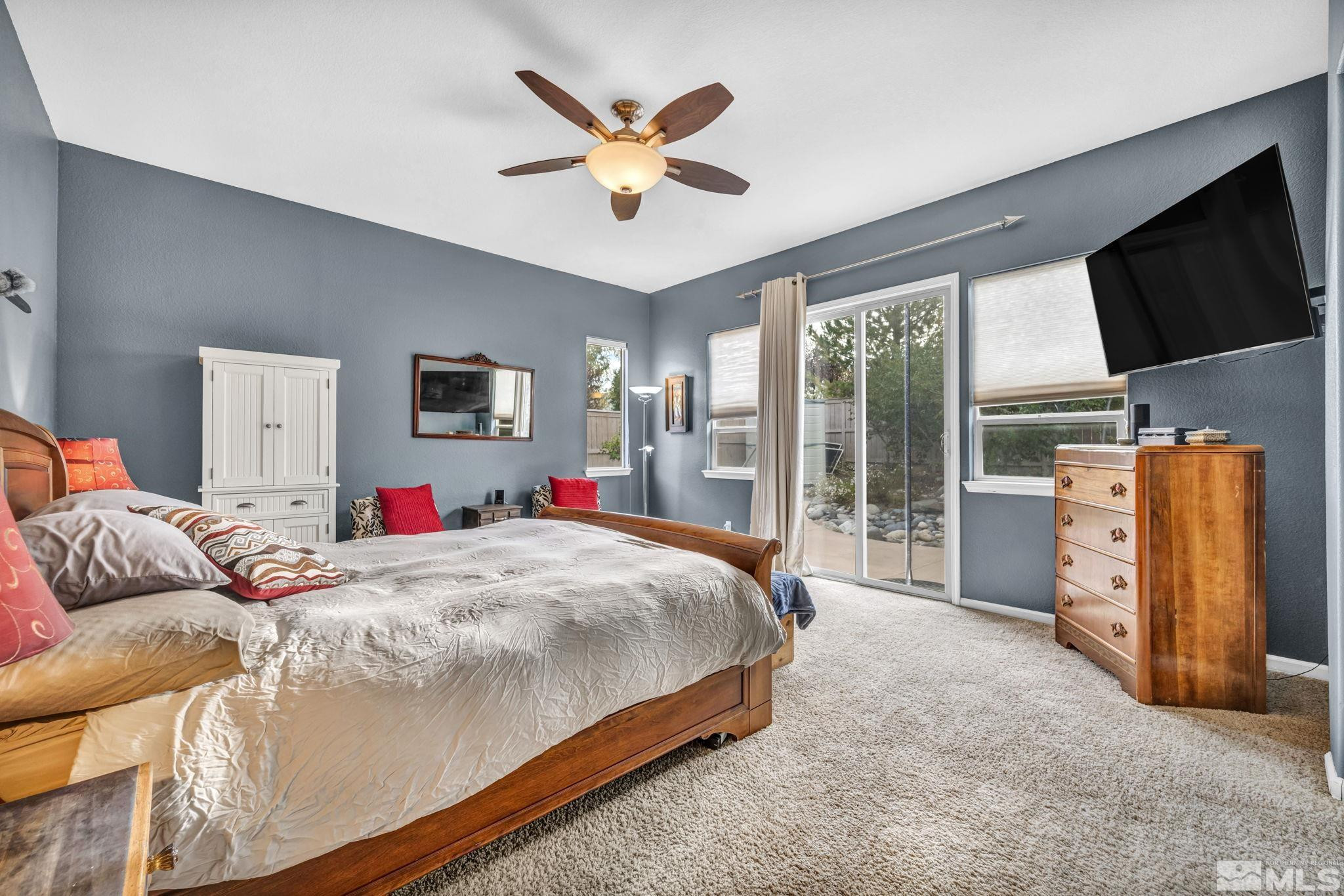 10655 Autumn Walk Lane