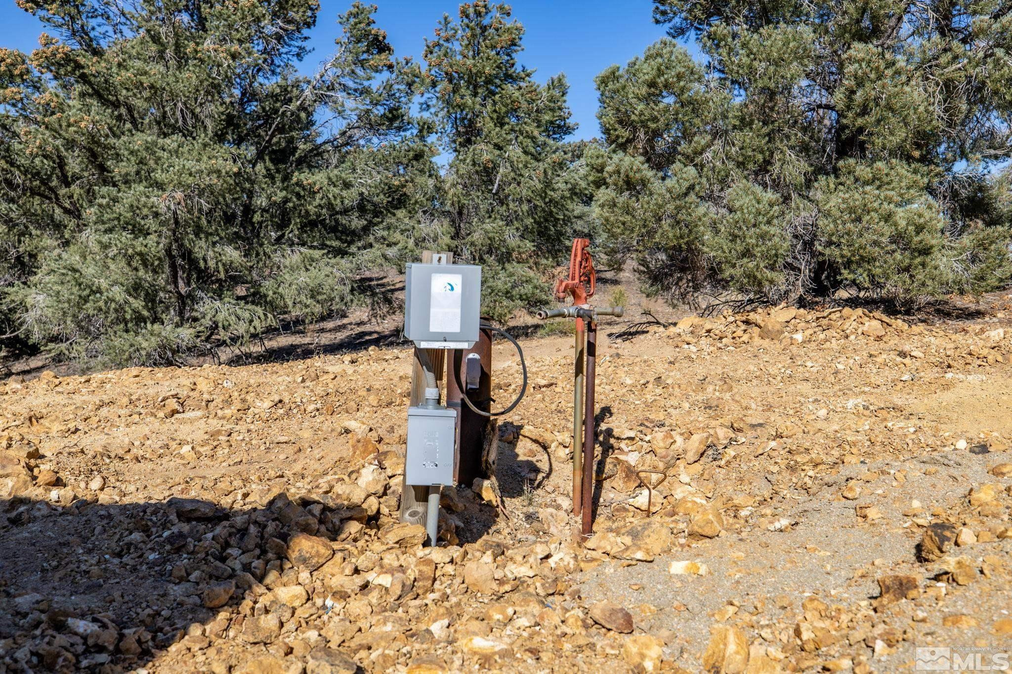 470 Crestview Road, 47