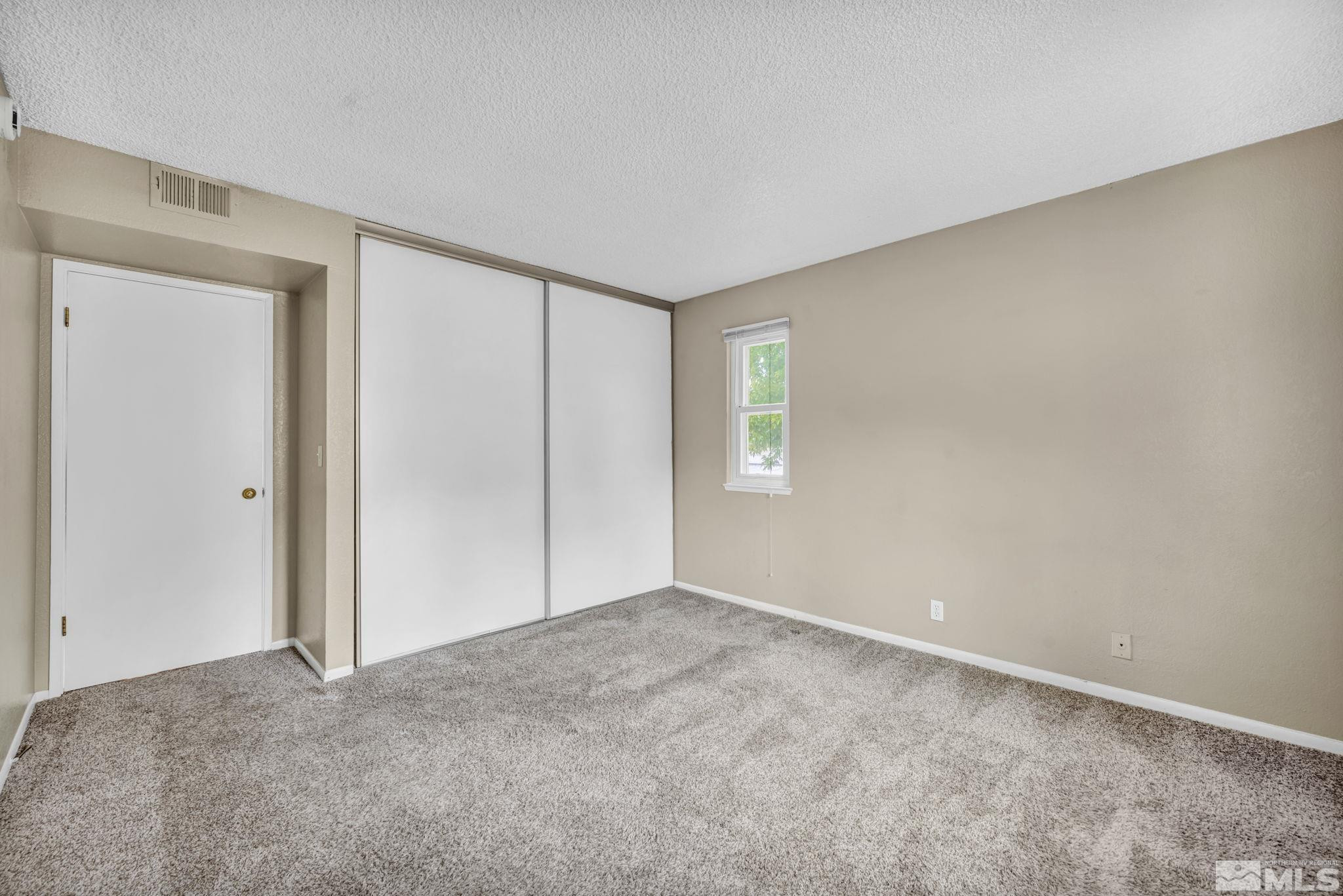 530 E Patriot Boulevard, 400