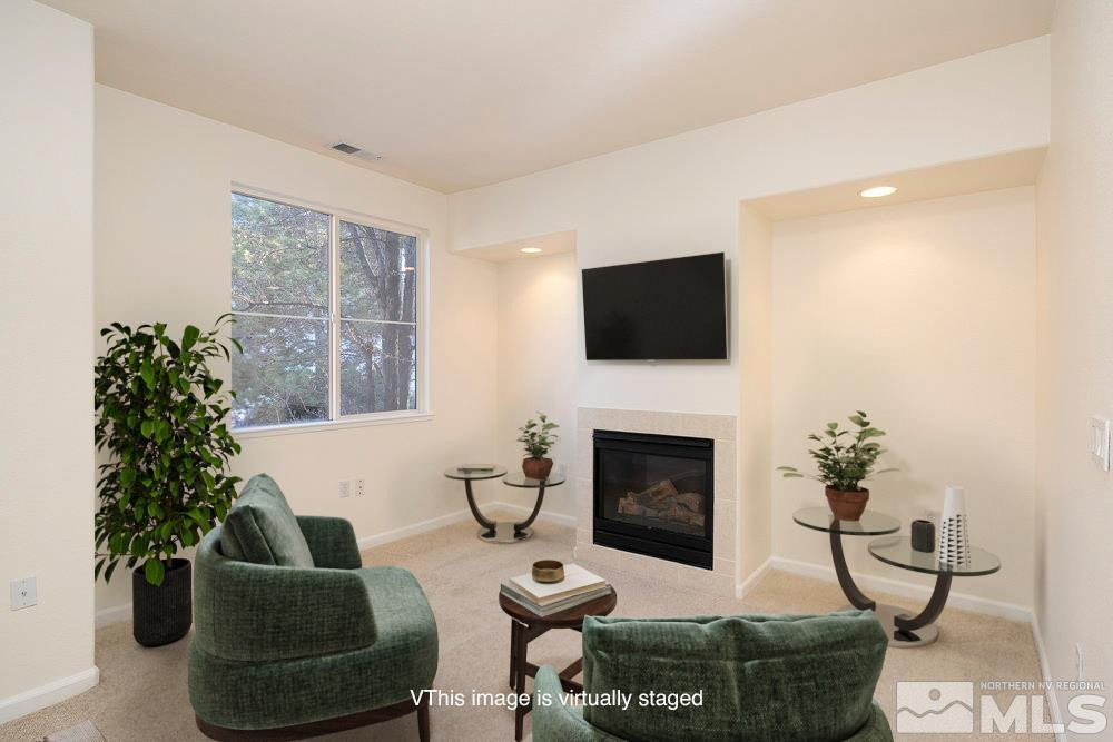 6090 Ingleston Drive, UNIT 925