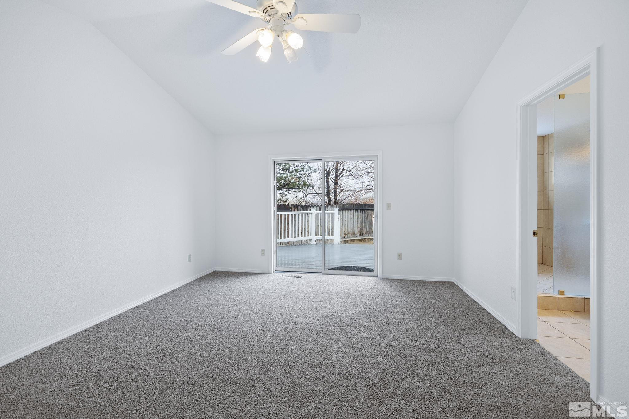 3542 N Sunridge Drive