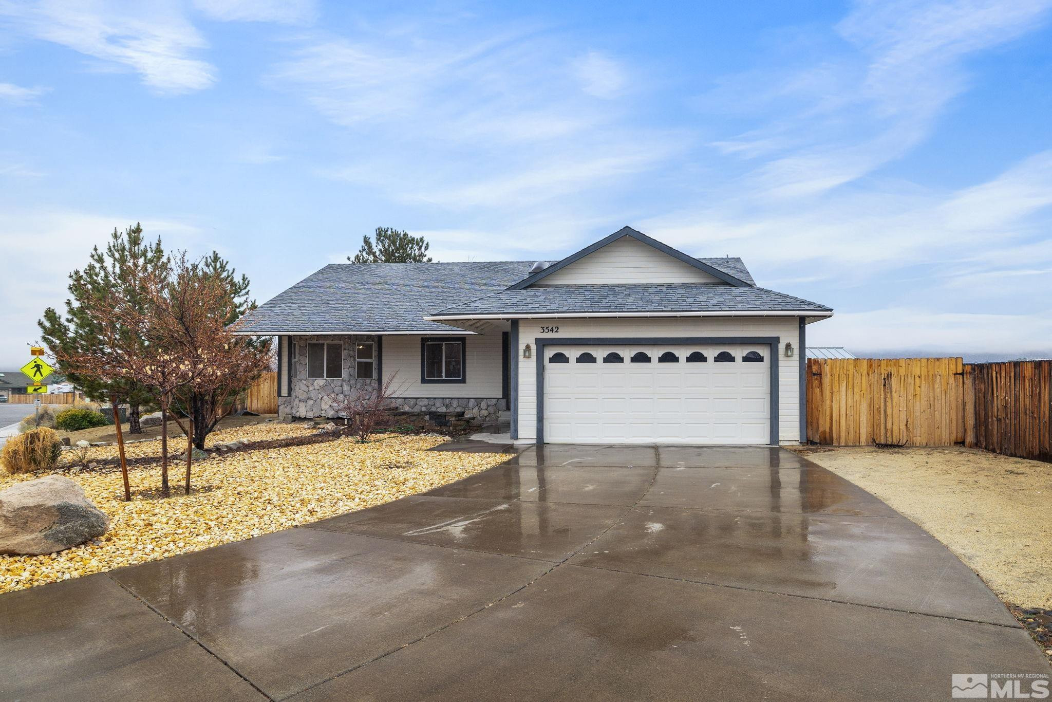 3542 N Sunridge Drive