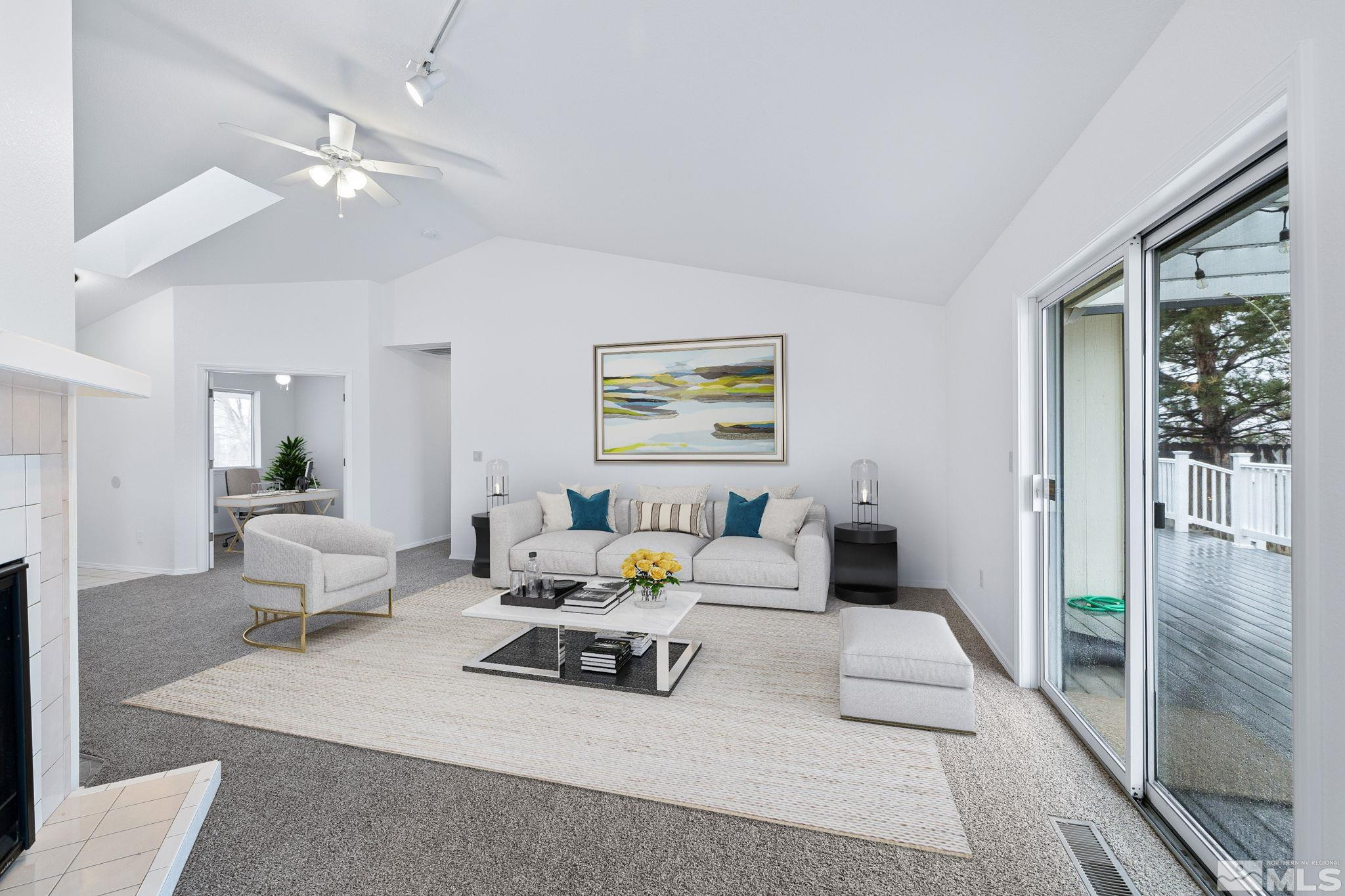 3542 N Sunridge Drive