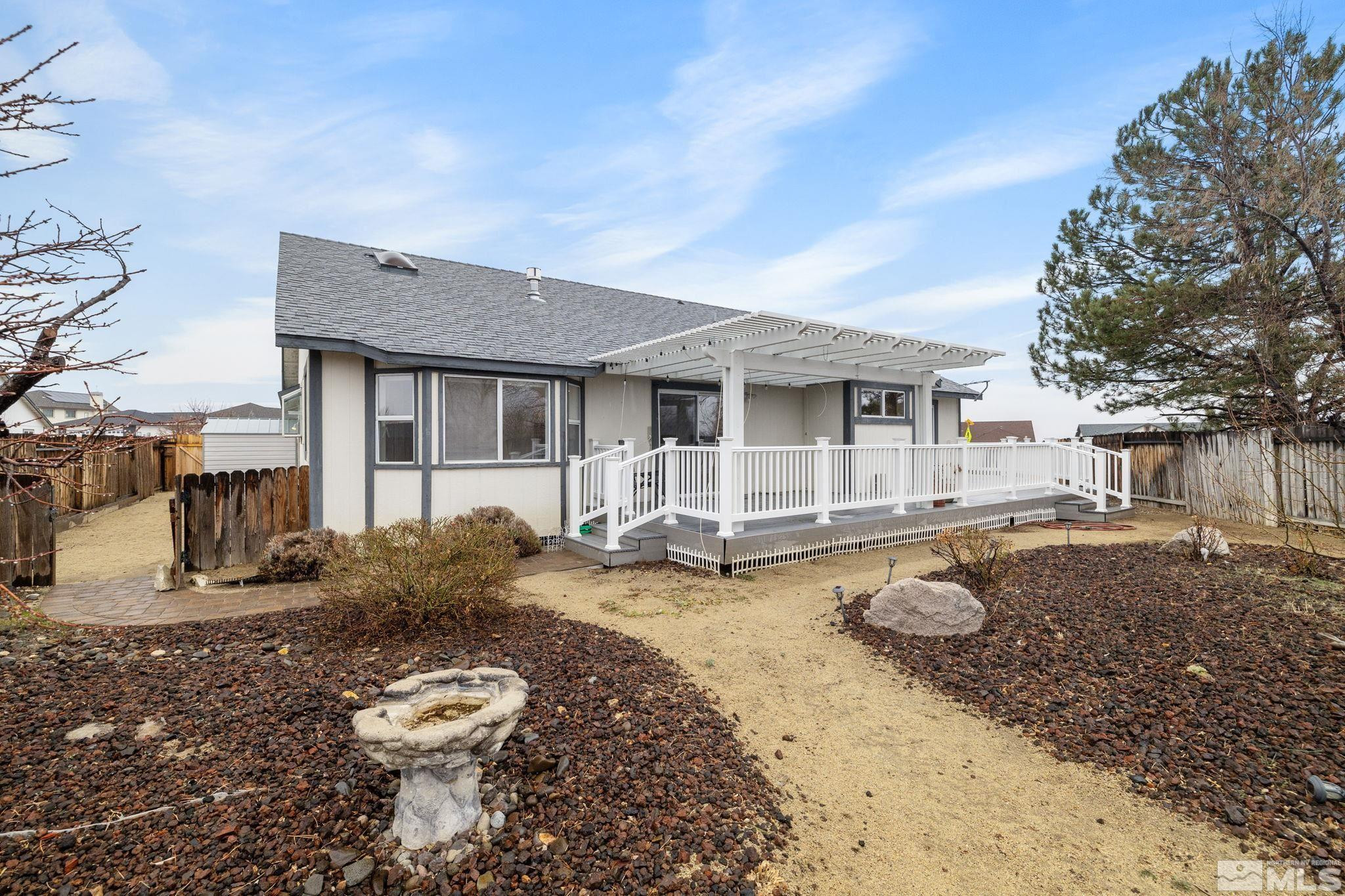 3542 N Sunridge Drive