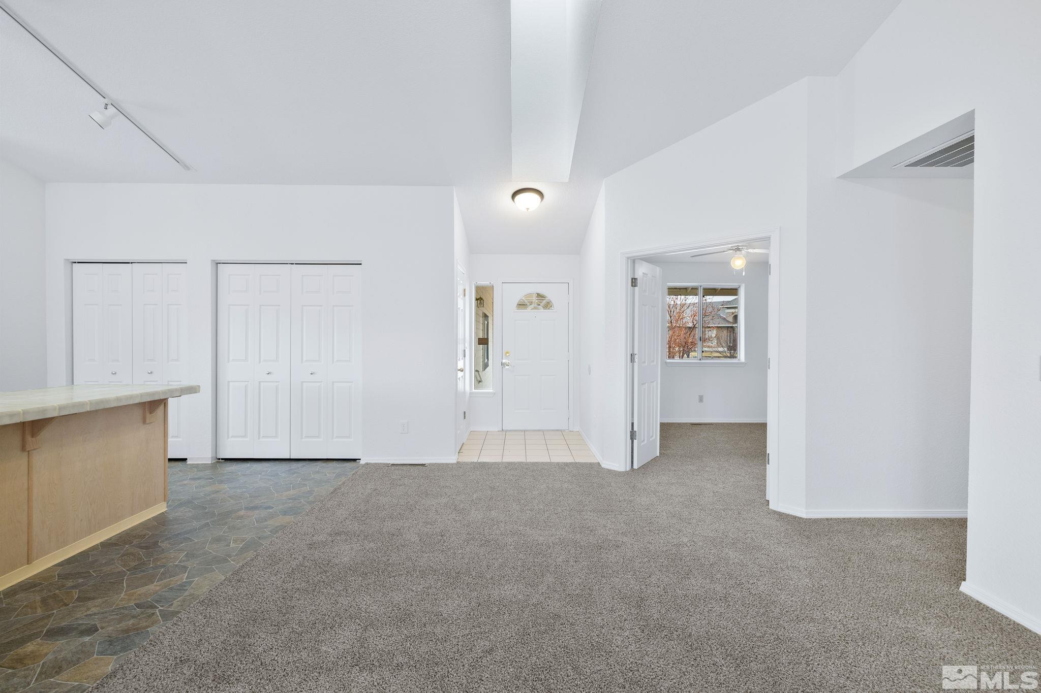 3542 N Sunridge Drive