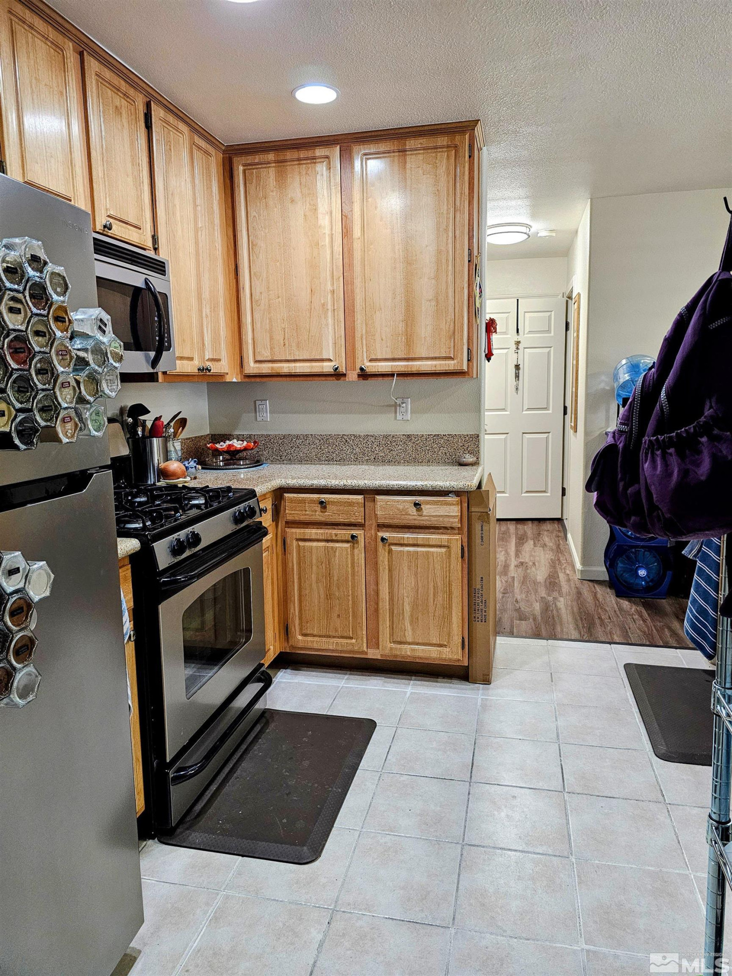 900 South Meadows Parkway 5414