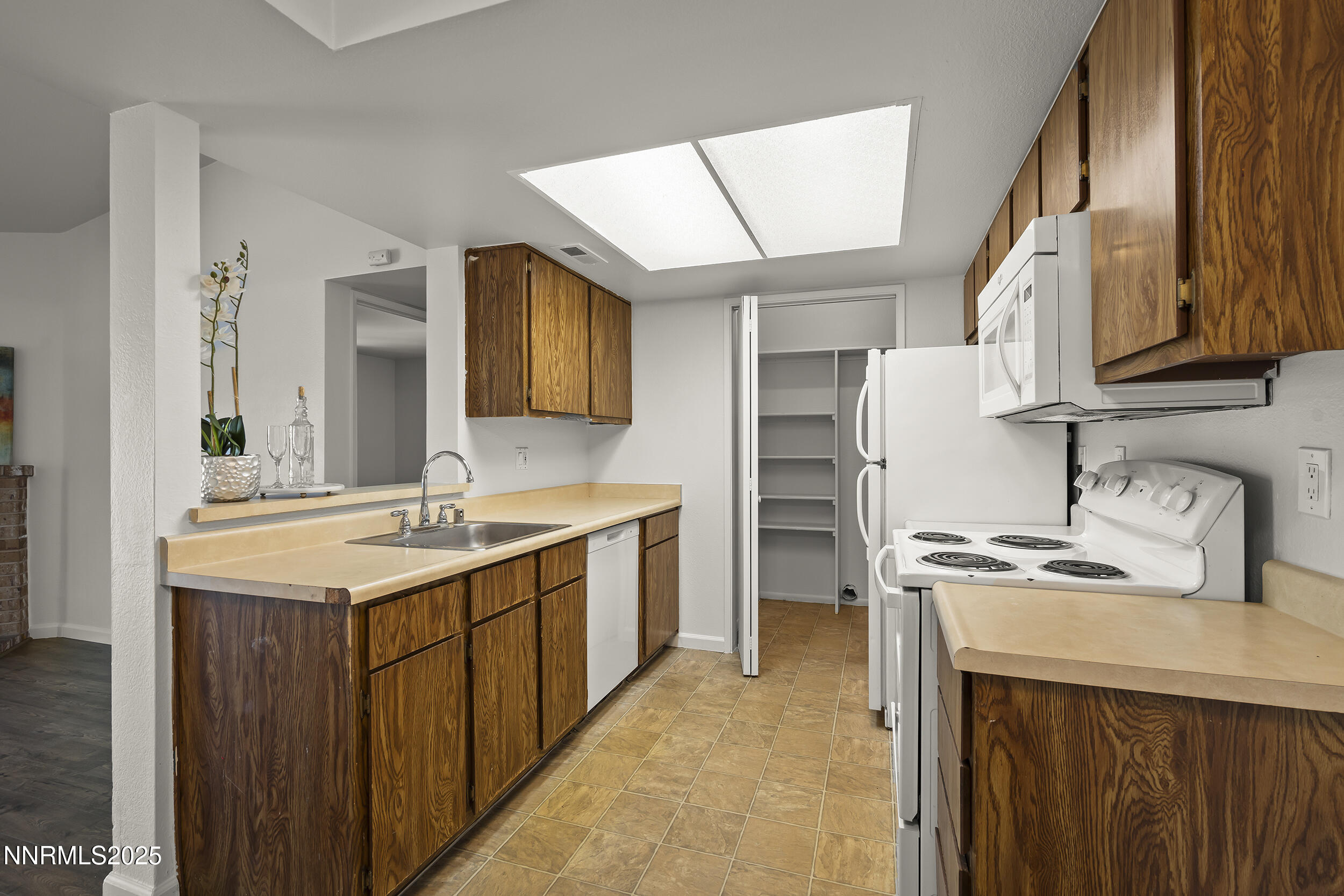 555 E Patriot Boulevard, 218