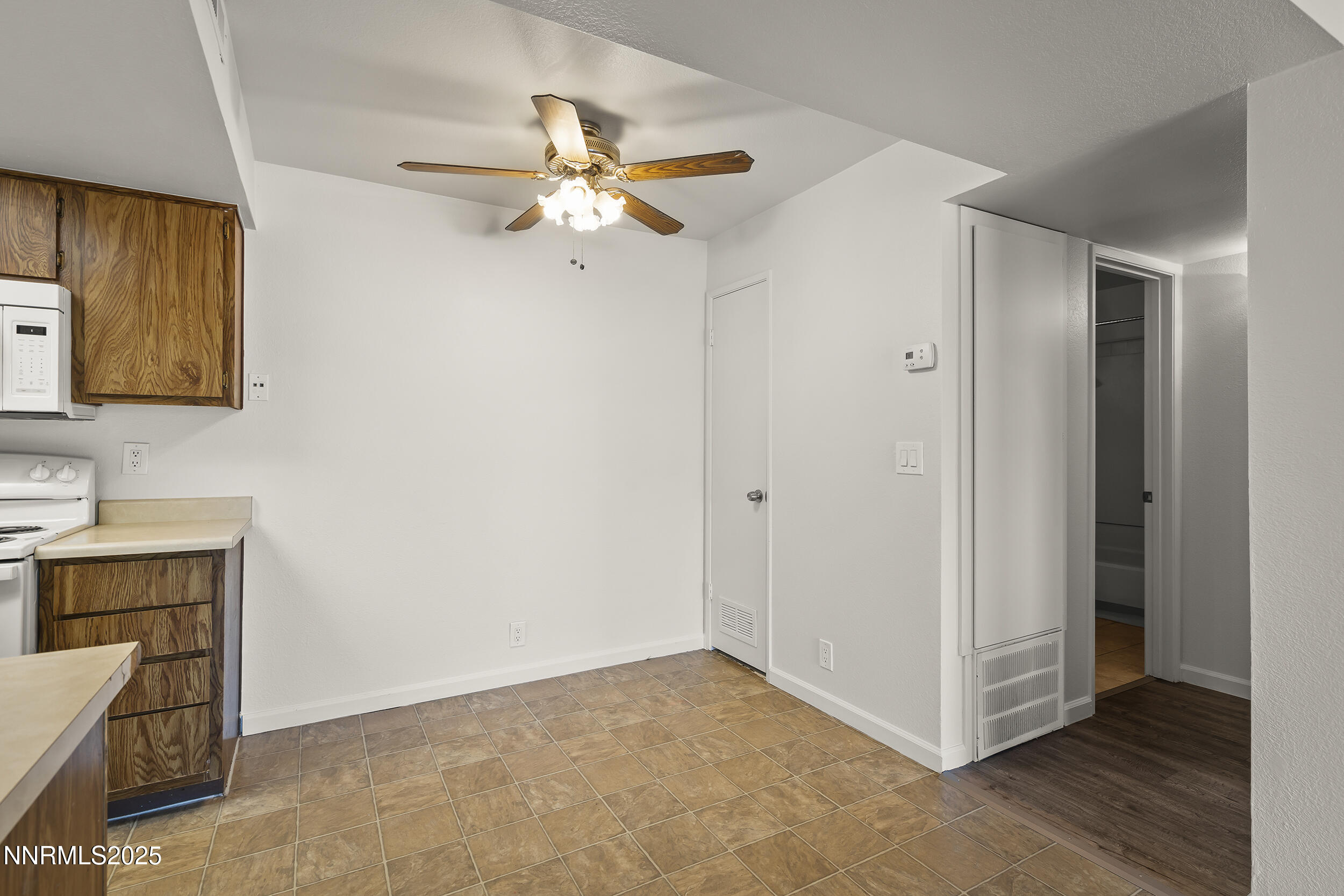 555 E Patriot Boulevard, 218