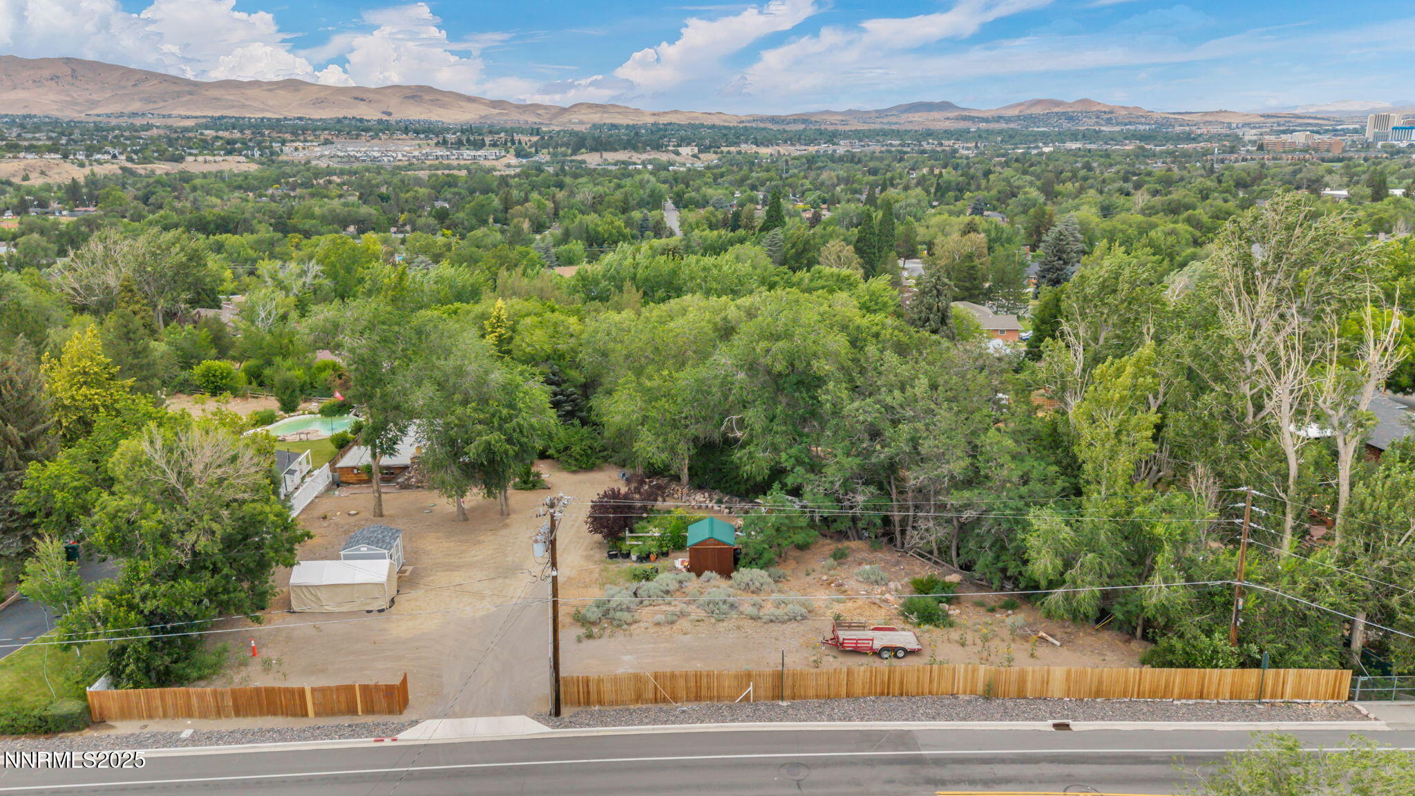2455 W Plumb Lane