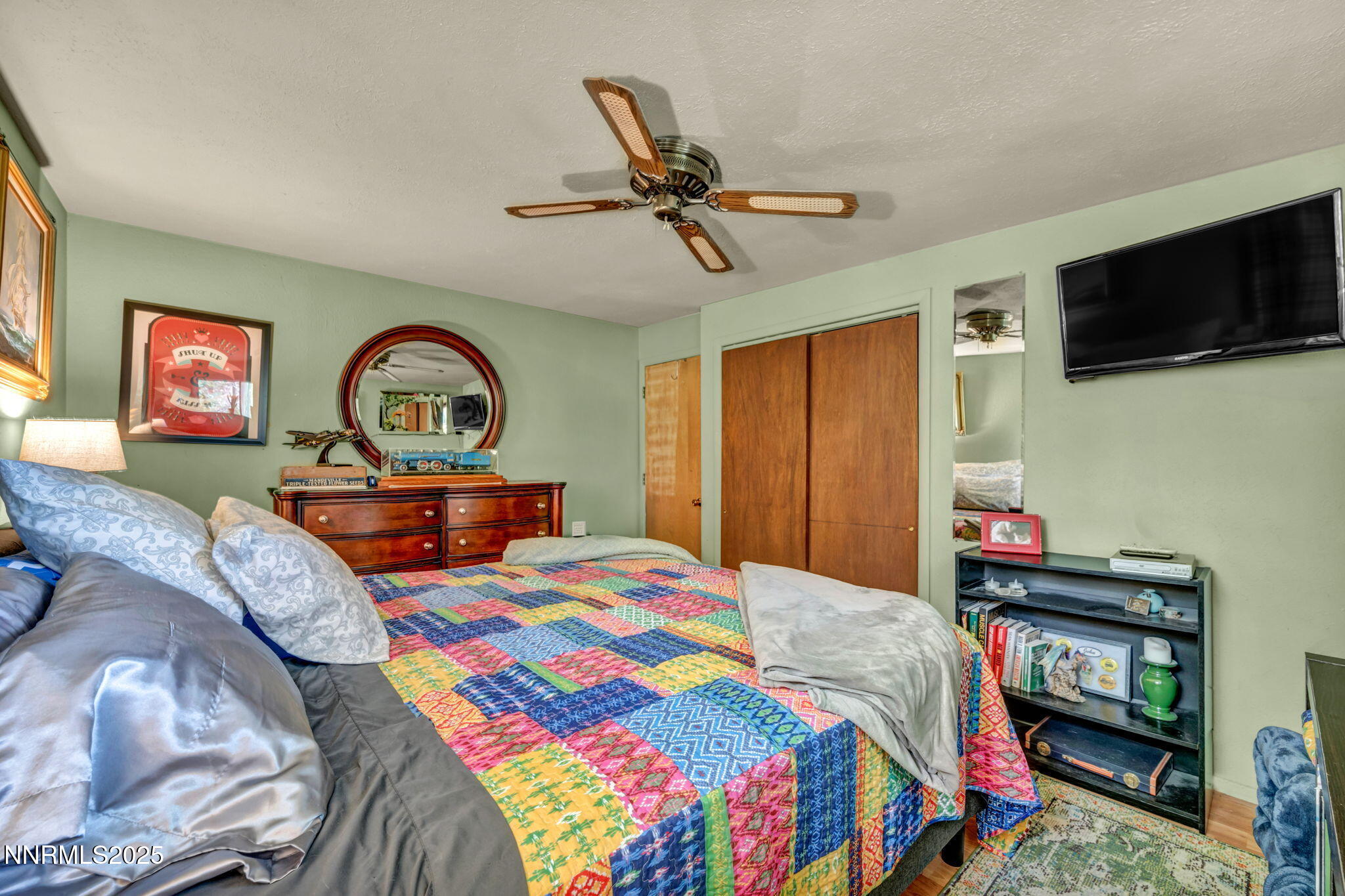 2455 W Plumb Lane