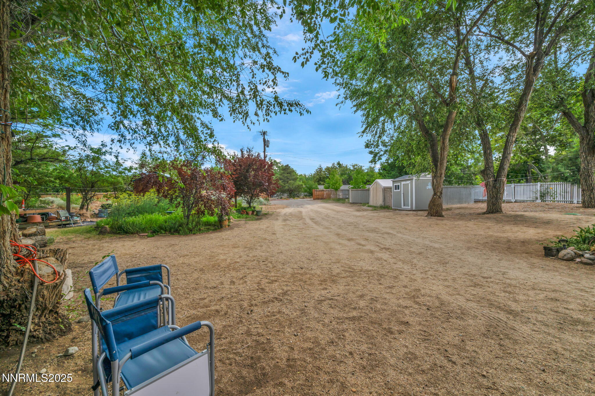 2455 W Plumb Lane
