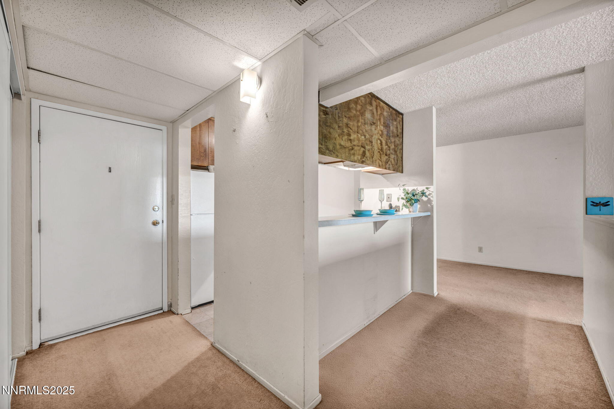 2955 Lakeside Drive, 203