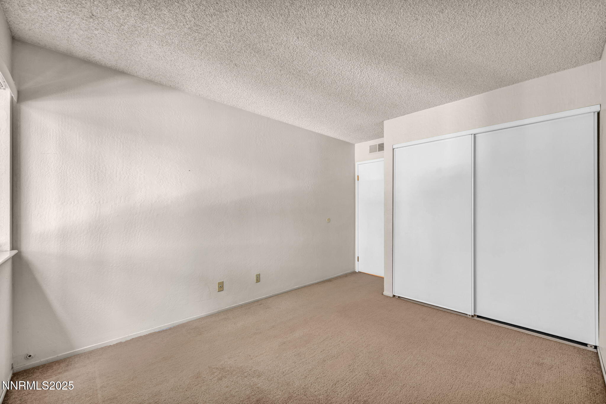 2955 Lakeside Drive, 203