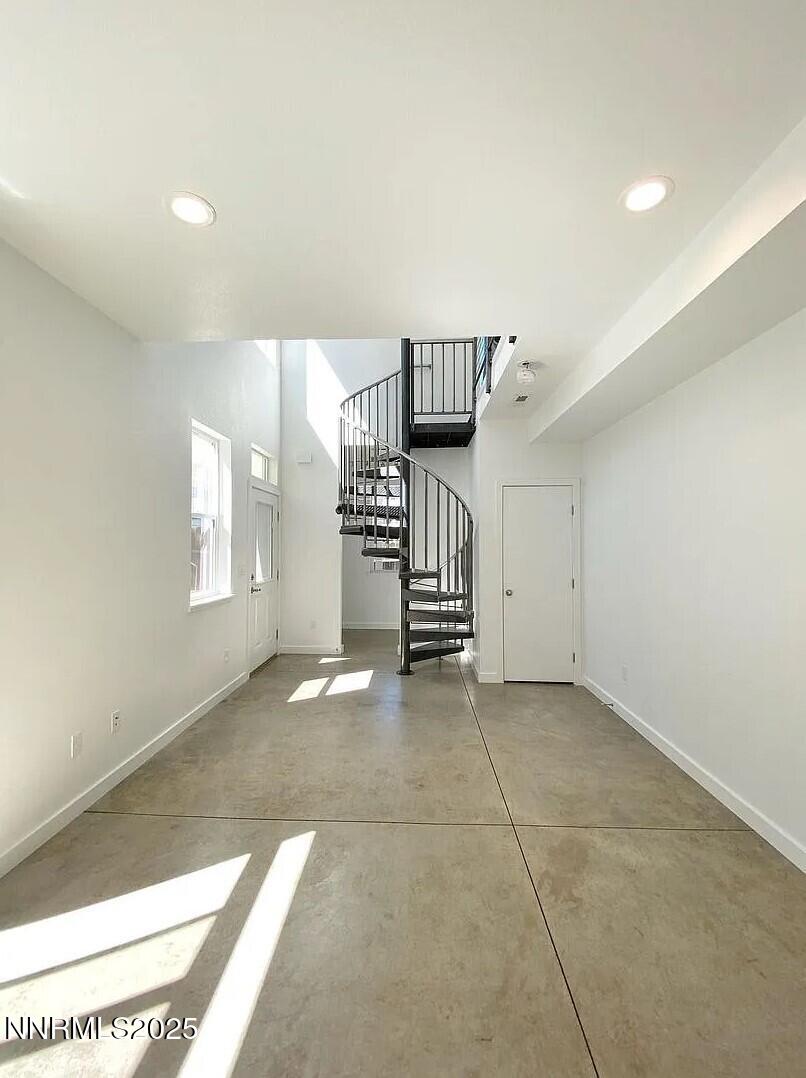 446 Roberts Street