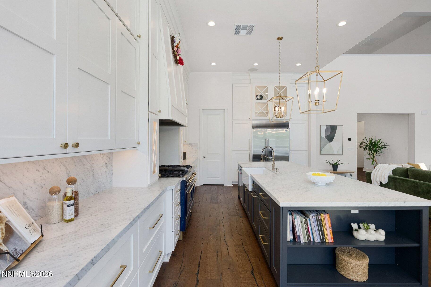 6110 S Pleasant Oak Trail