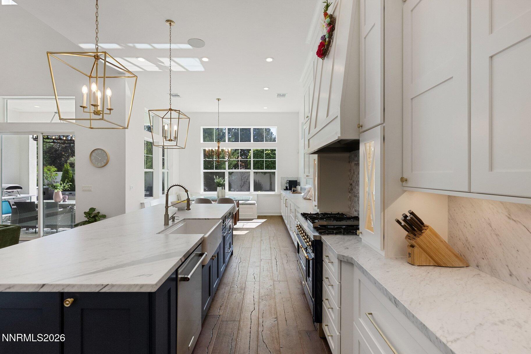 6110 S Pleasant Oak Trail