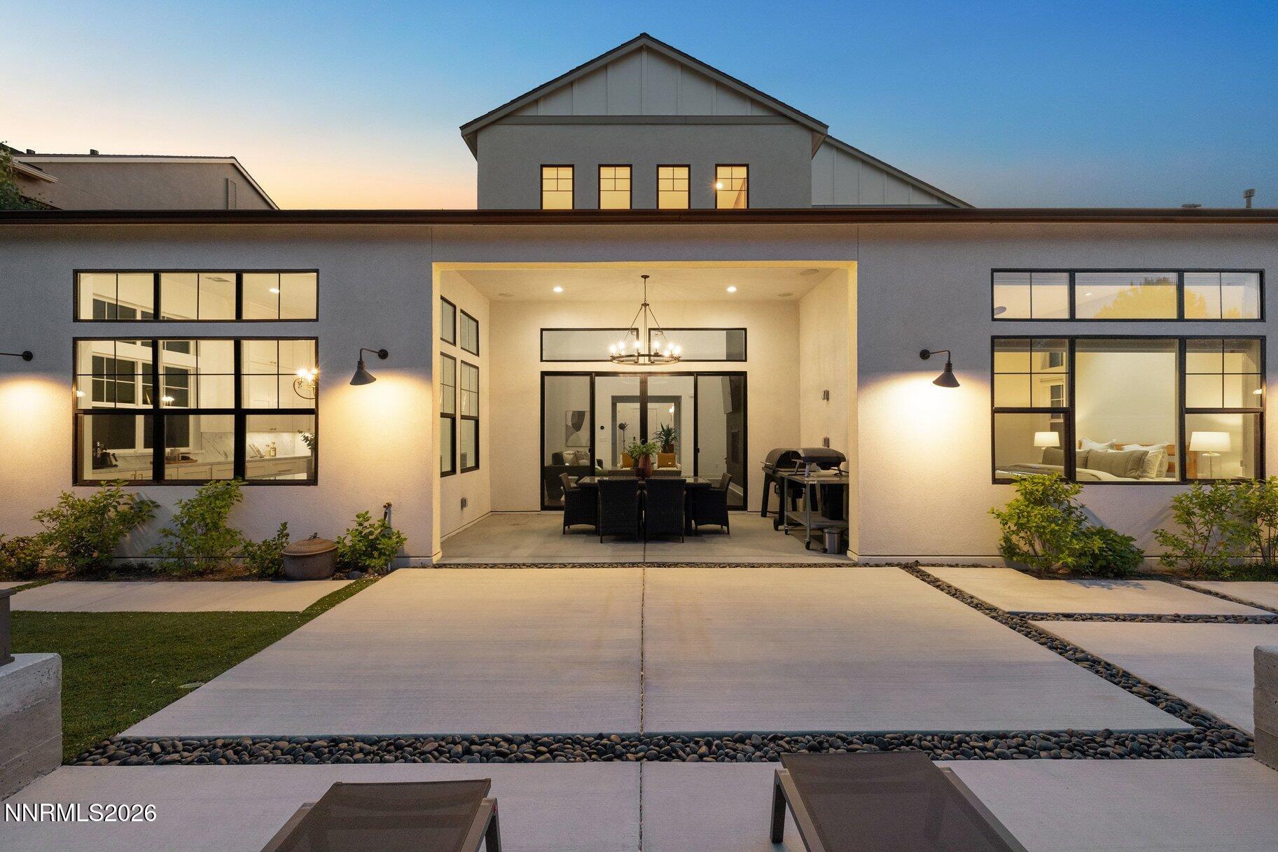 6110 S Pleasant Oak Trail