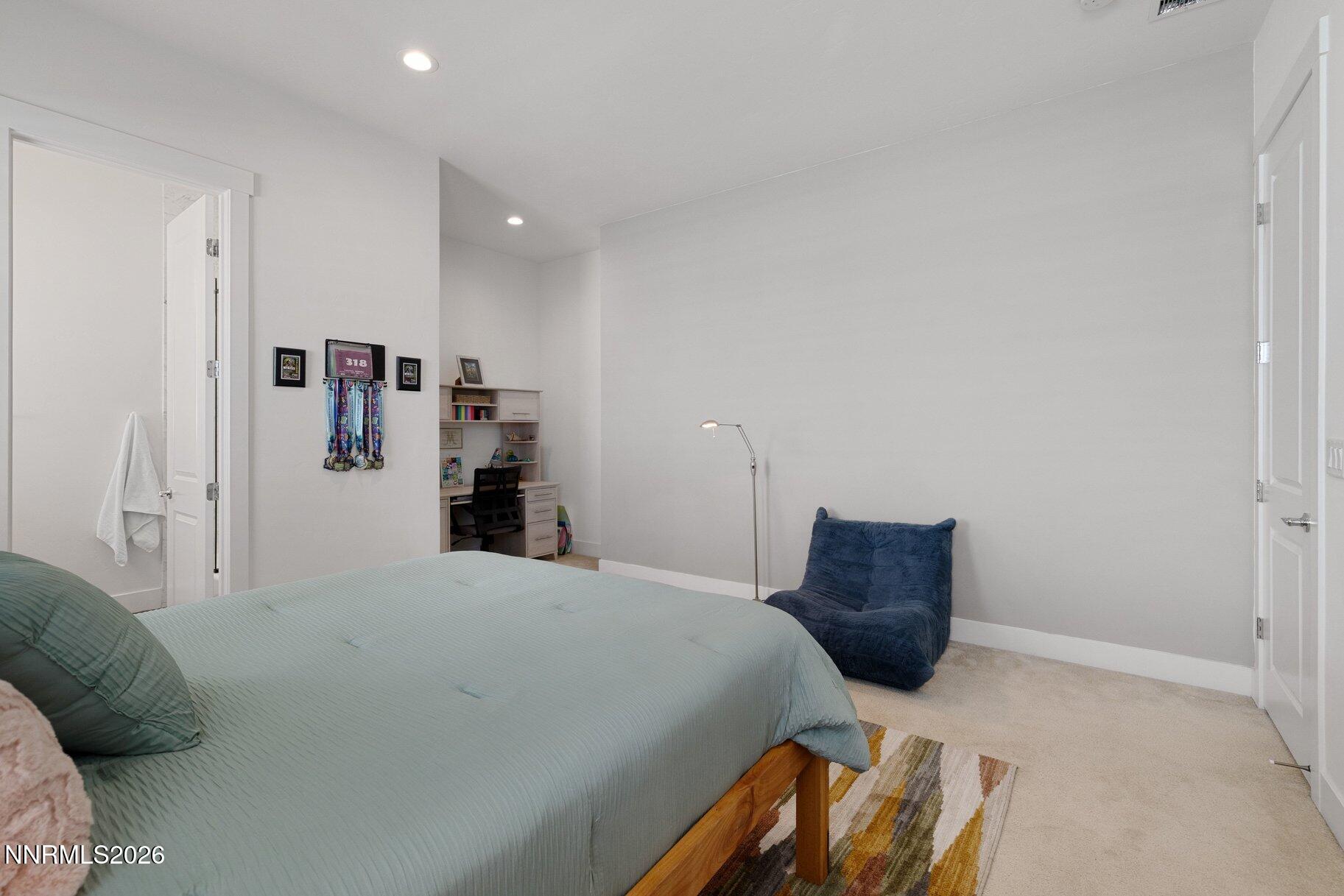 6110 S Pleasant Oak Trail