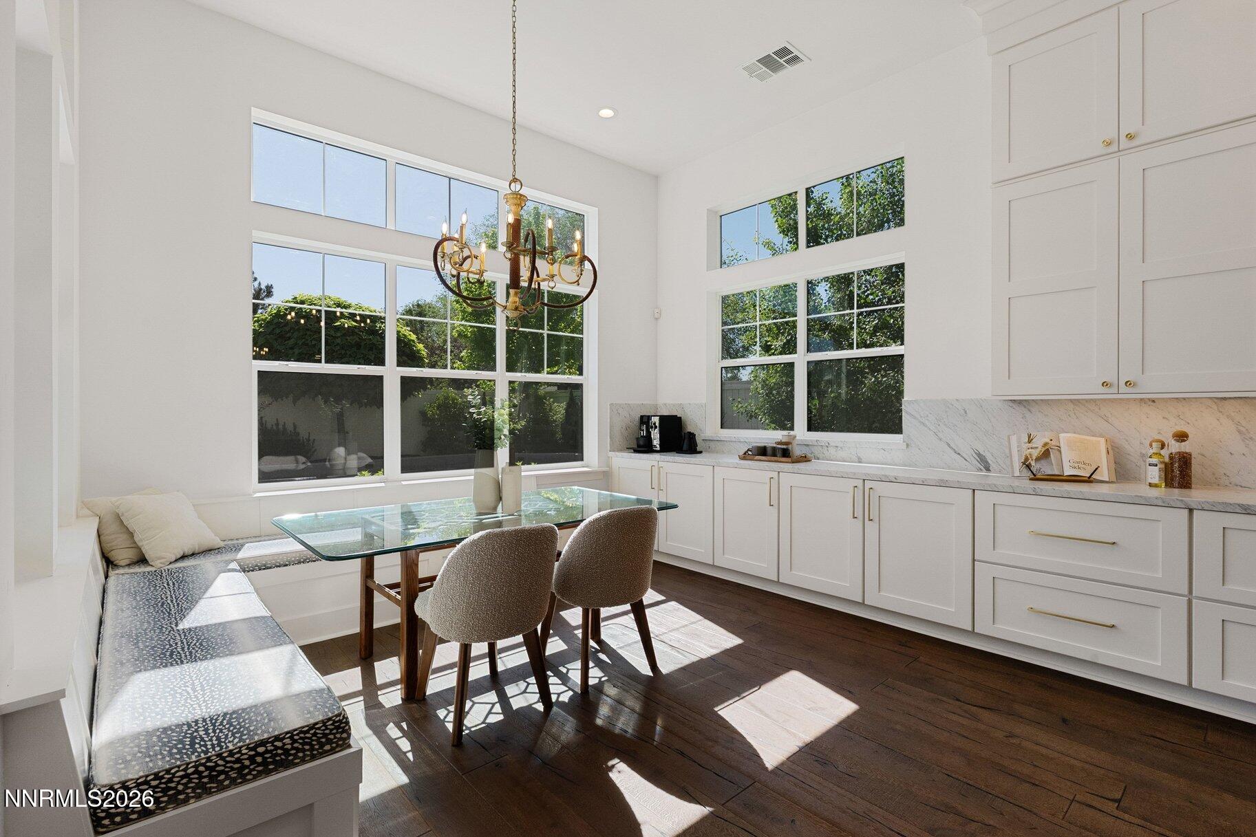 6110 S Pleasant Oak Trail
