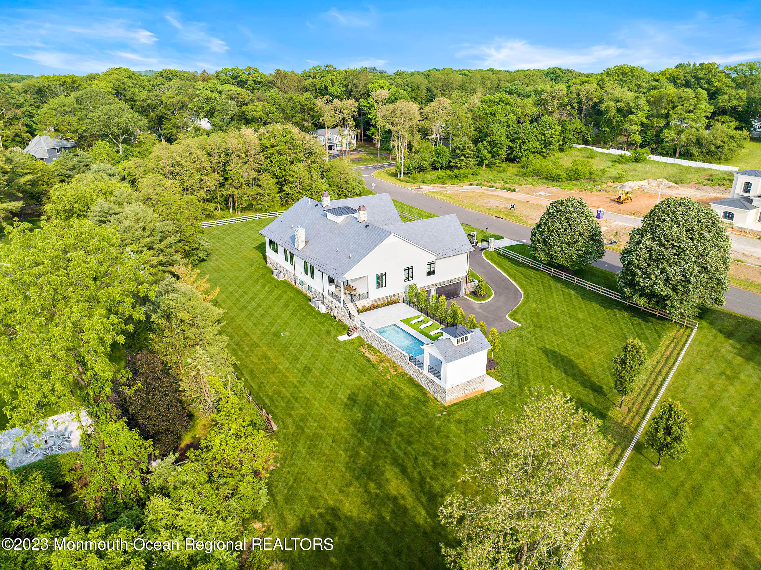 2 Ponderosa Drive