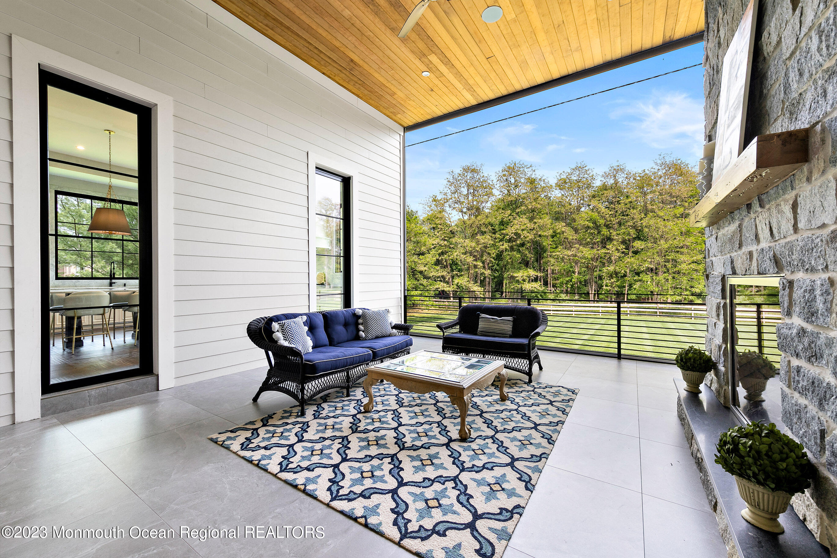 2 Ponderosa Drive