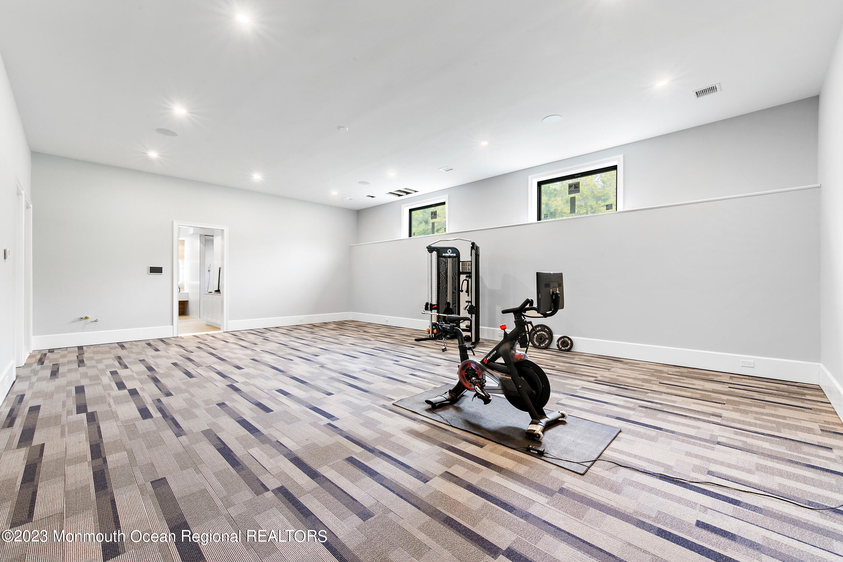 2 Ponderosa Drive