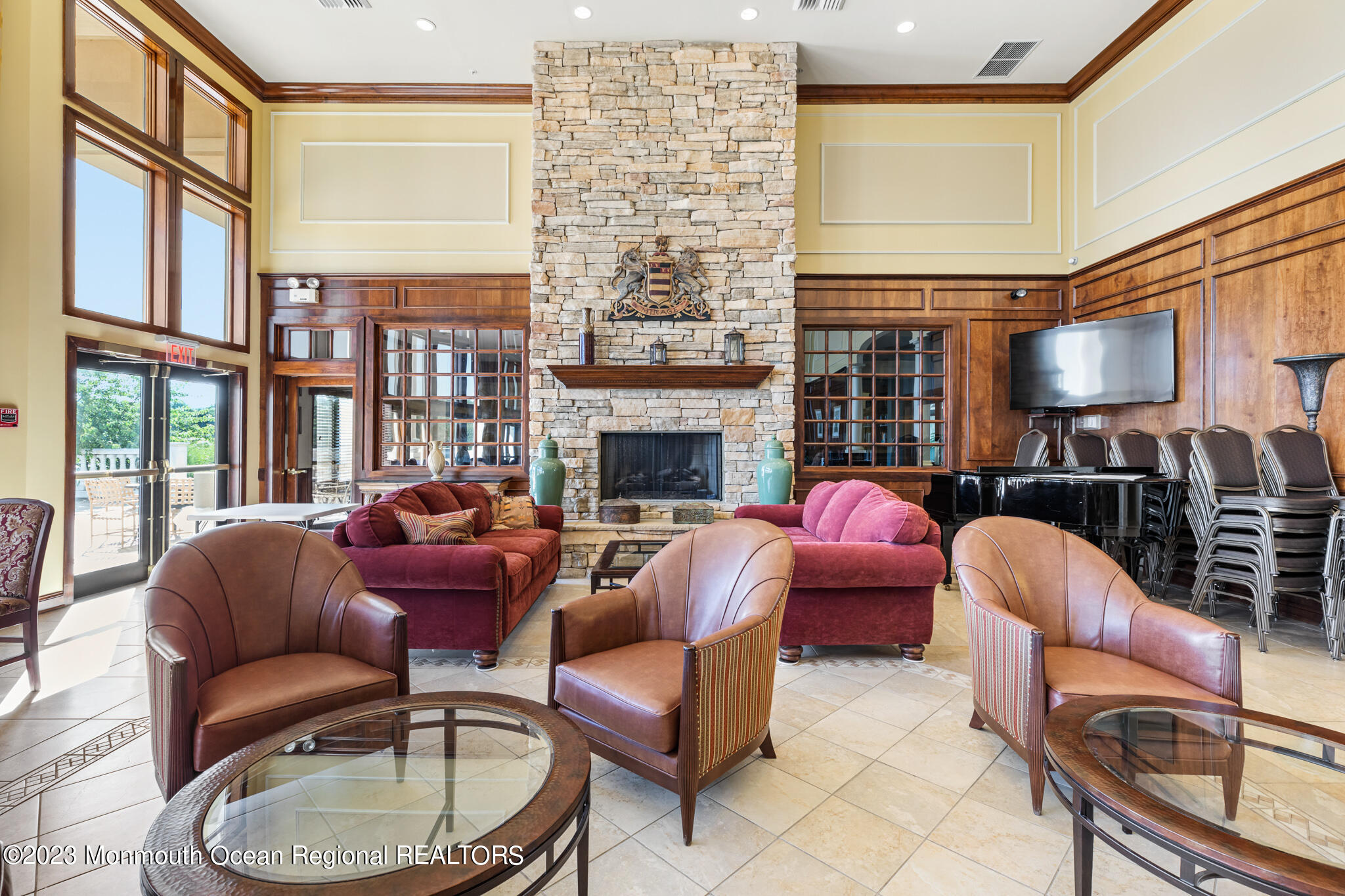140 Mirage Boulevard