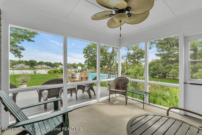 89 Horseneck Point Road