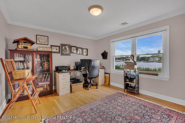 89 Horseneck Point Road