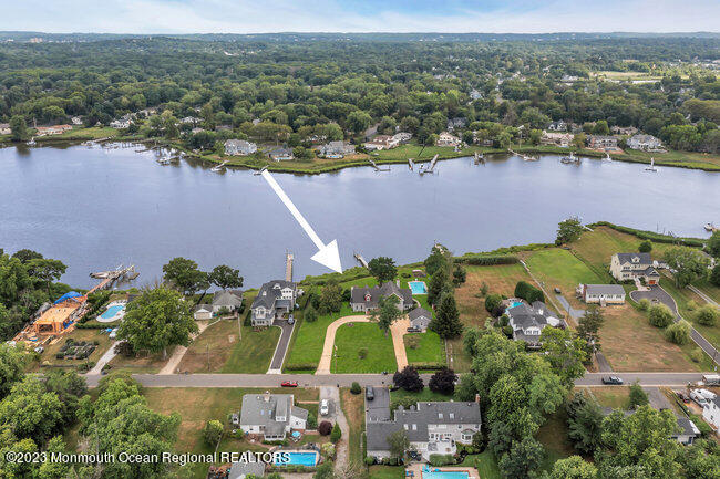 89 Horseneck Point Road