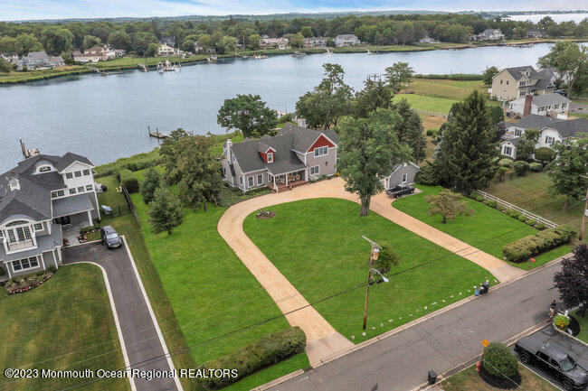 89 Horseneck Point Road