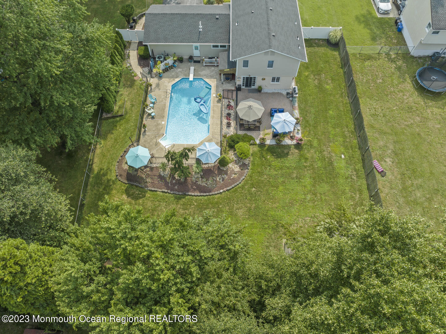 21 Tamarack Drive