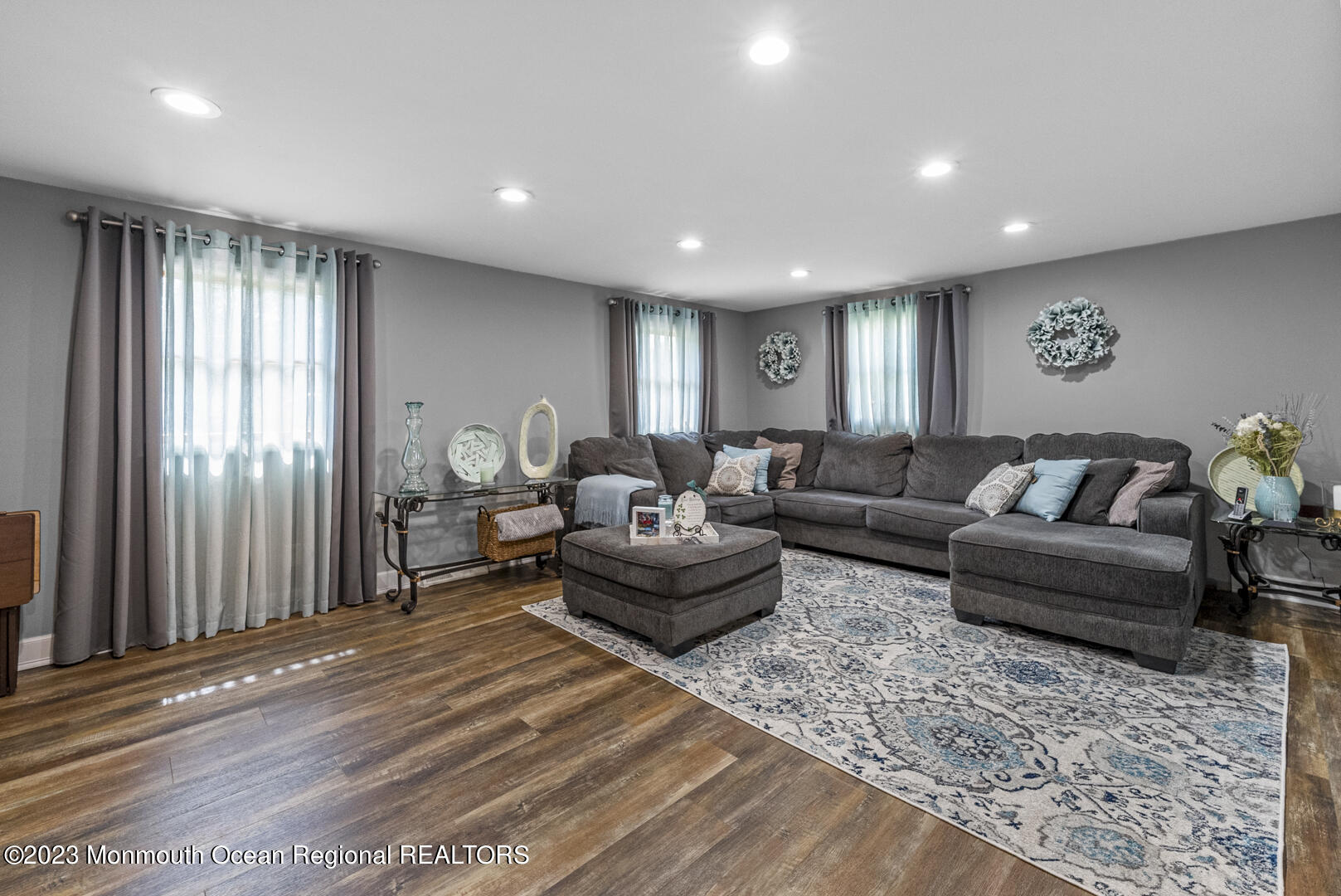 21 Tamarack Drive
