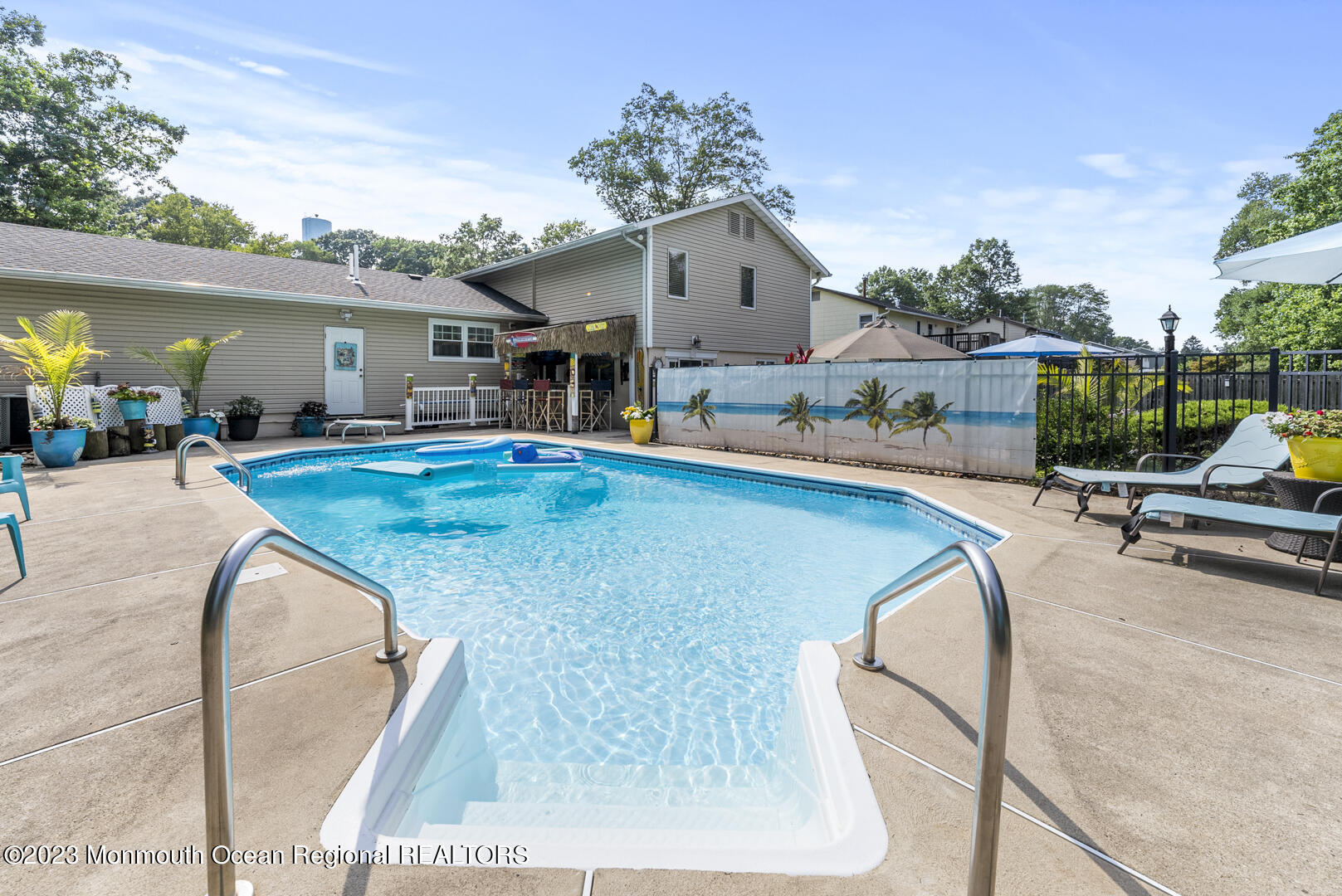21 Tamarack Drive