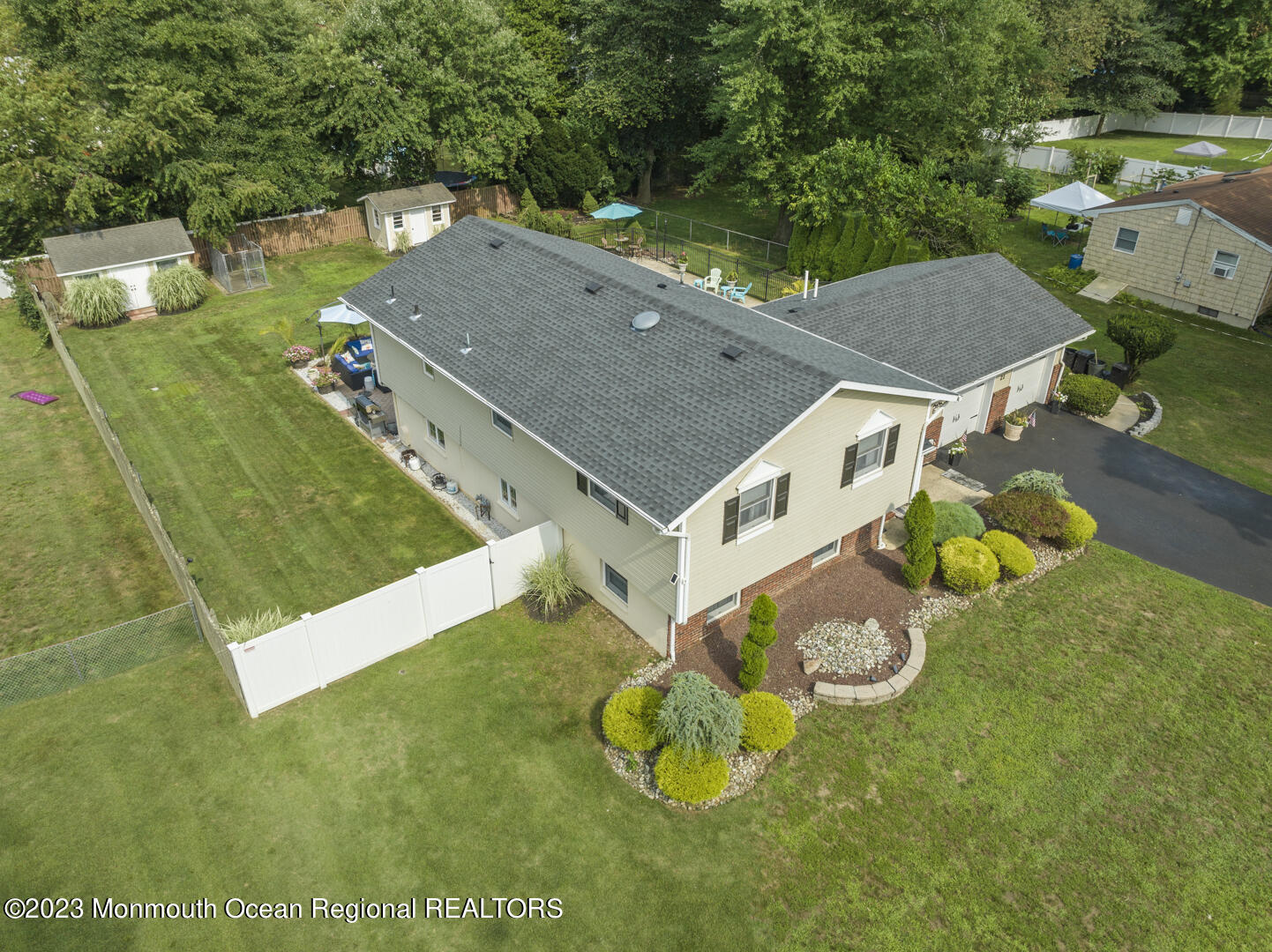 21 Tamarack Drive