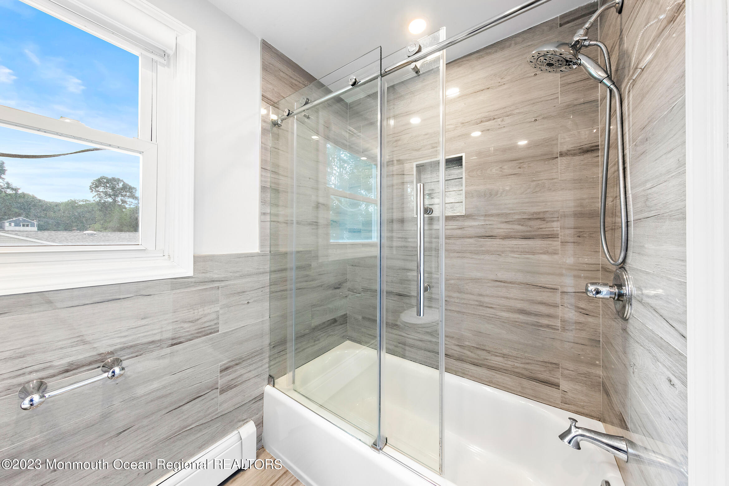 12 Oaklyn Lane