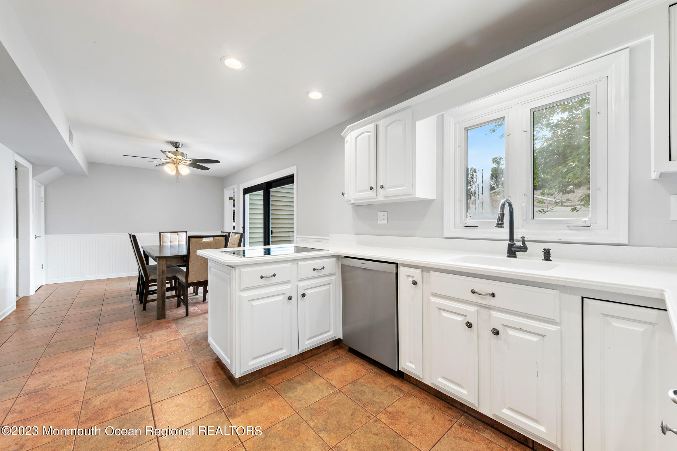 12 Oaklyn Lane