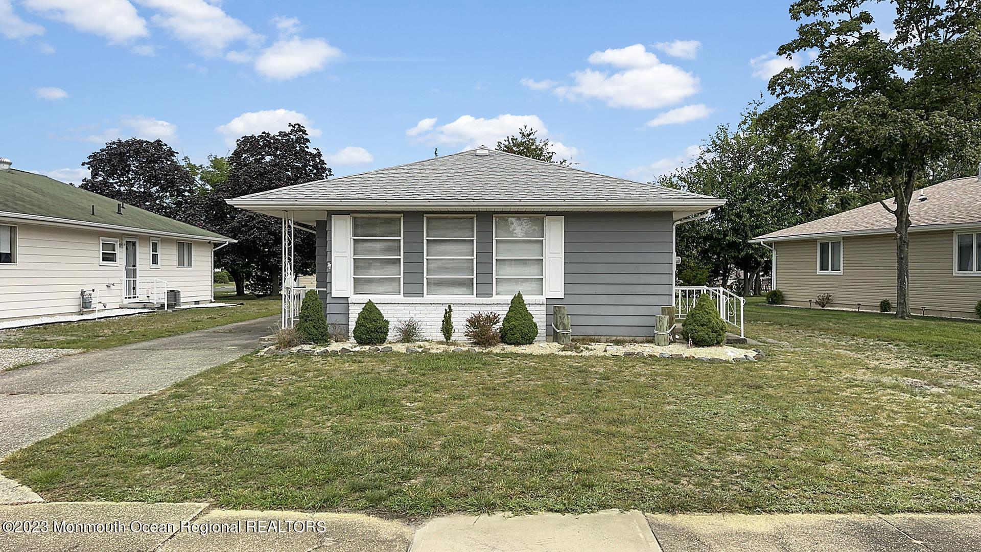 45 Guadeloupe Drive